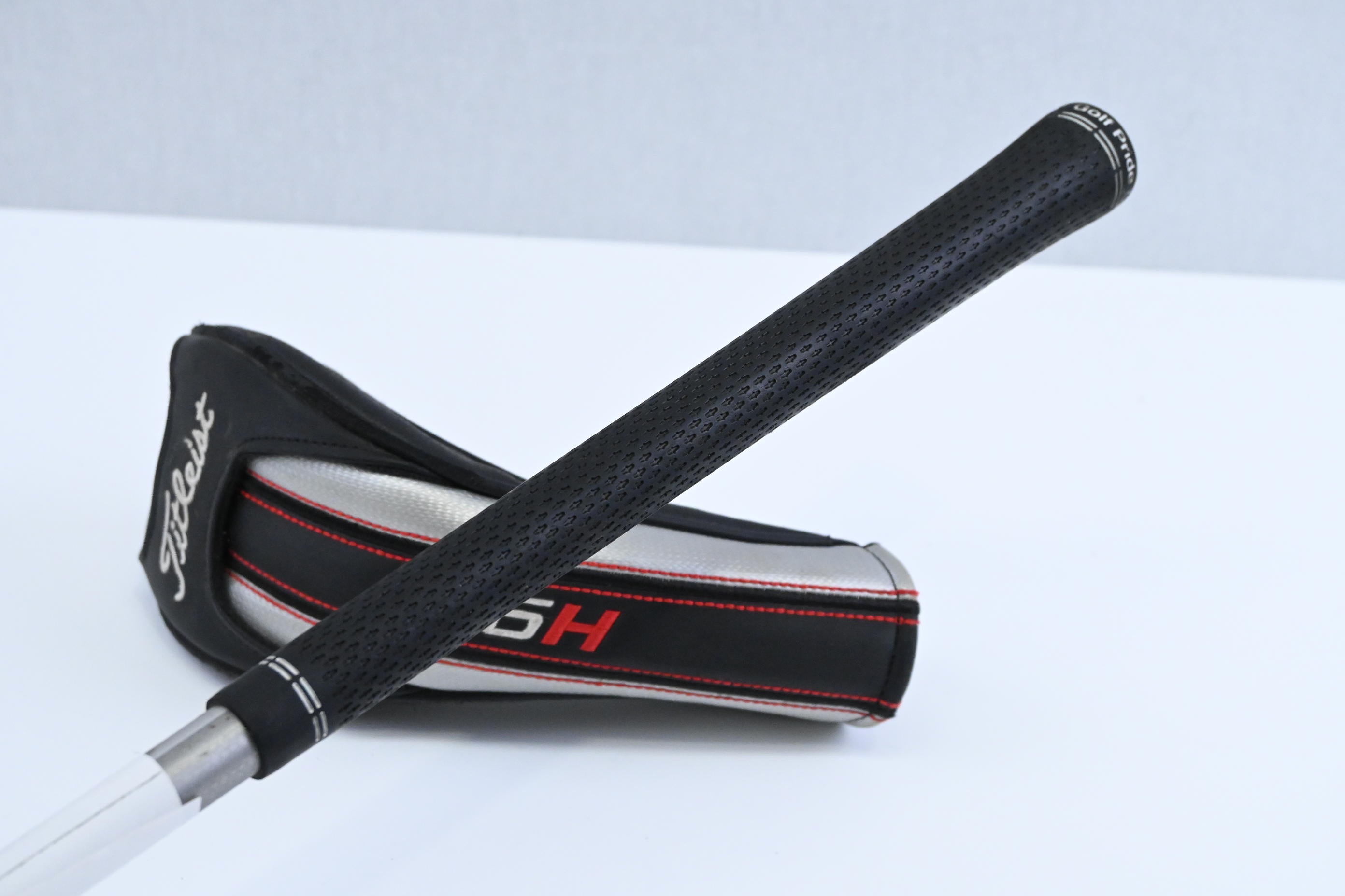 Titleist 816 H1 #3 Hybrid / 19 Degree / Regular Flex Diamana S+ 70 Shaft