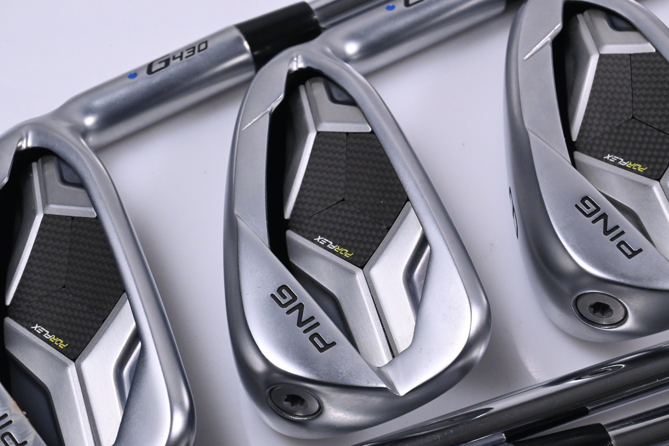 Ping G430 Irons / 6-PW+45°+54° / Blue Dot / Regular Flex Ping AWT 2.0 Shafts