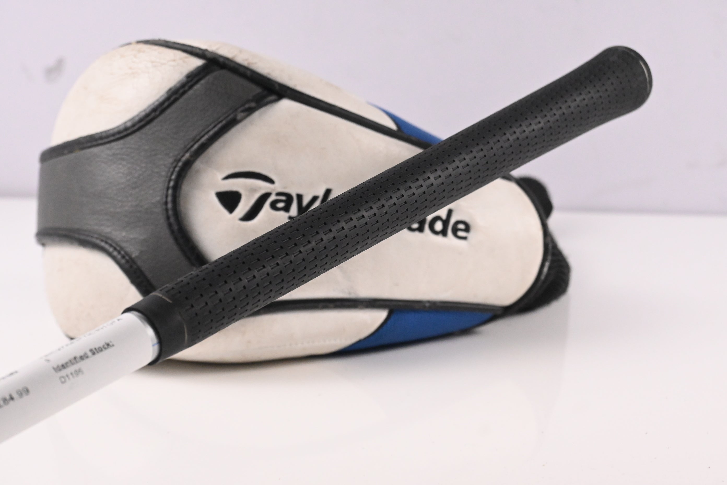 Taylormade SLDR-S Driver / 10 Degree / Regular Flex Speeder 57 Shaft