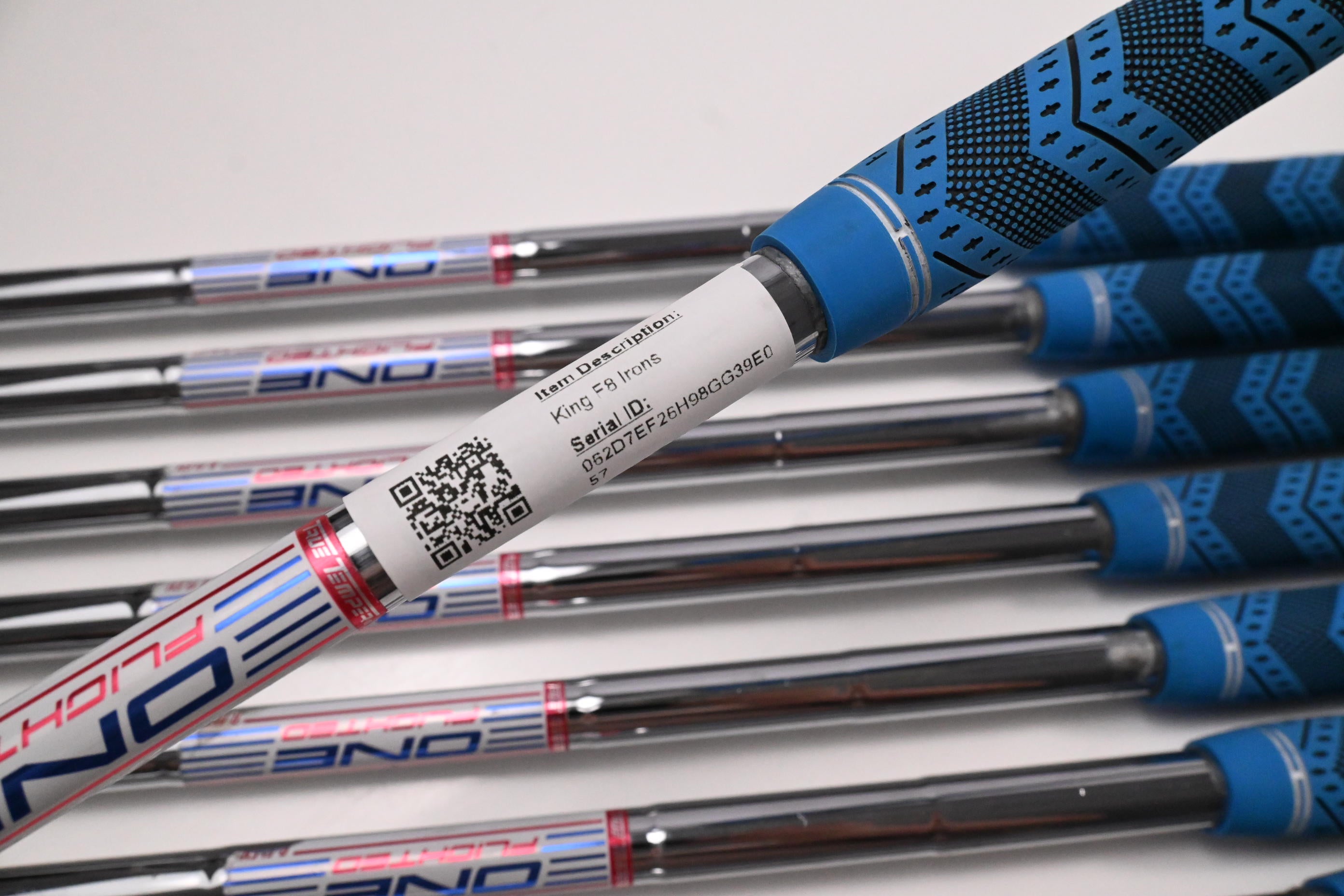 Cobra King F8 Irons / 5-PW+SW / Regular Flex One Flighted Shafts