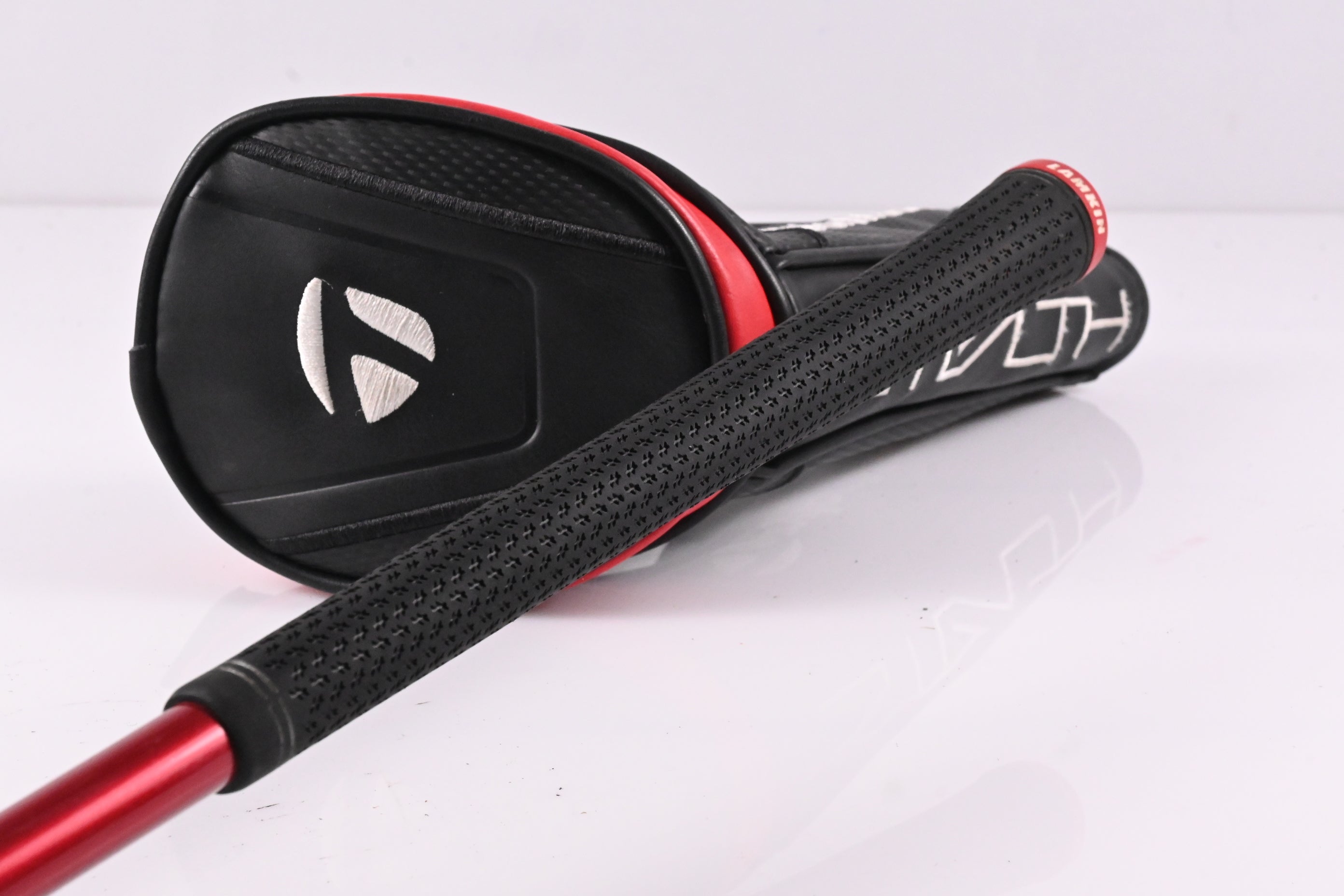 Taylormade Stealth Plus #3 Wood / 15 Degree / Stiff Flex HZRDUS Smoke RDX Red 75