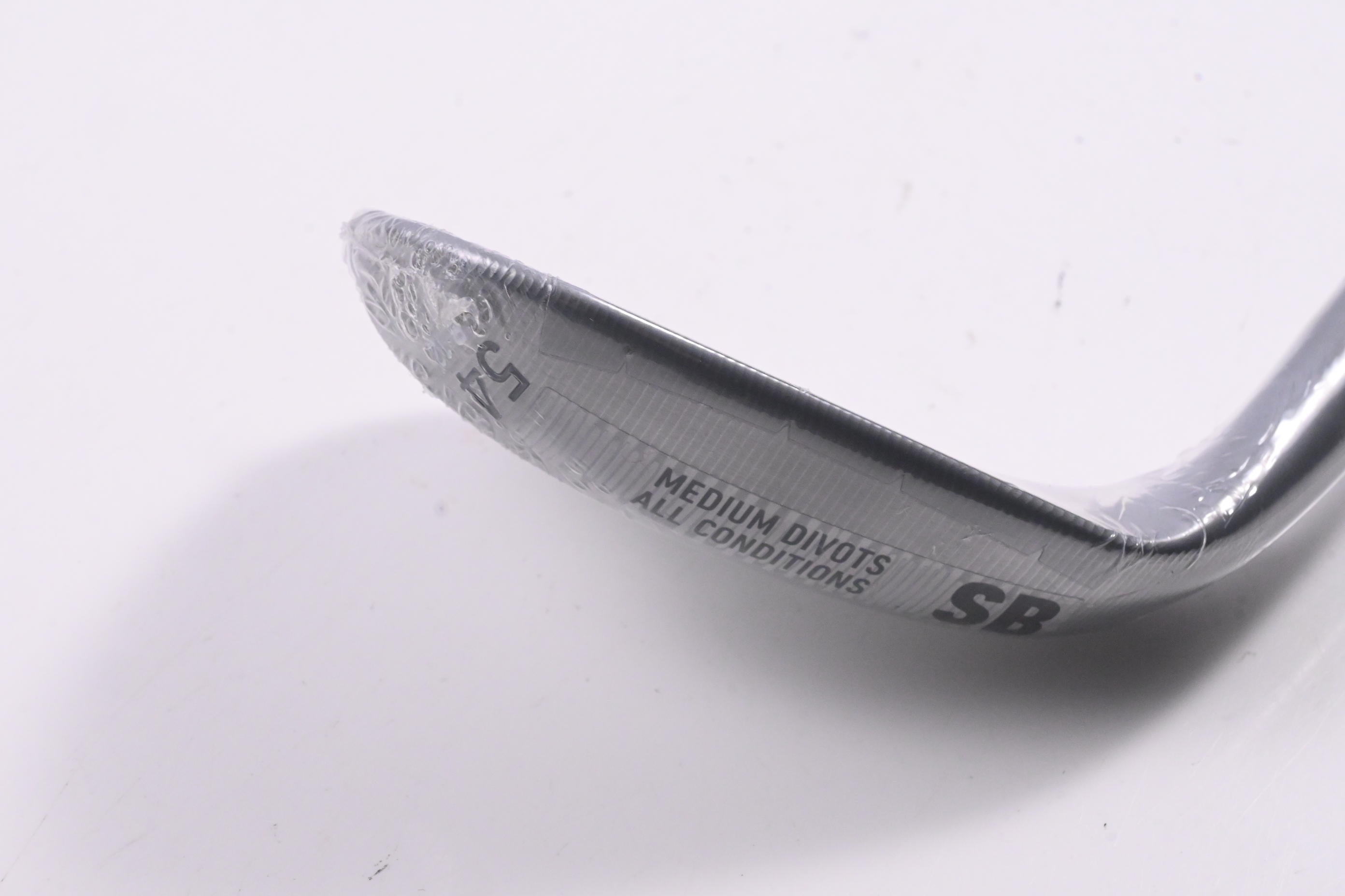 Taylormade Milled Grind 5 Sand Wedge / 54 Degree / Wedge Flex Dynamic Gold 115