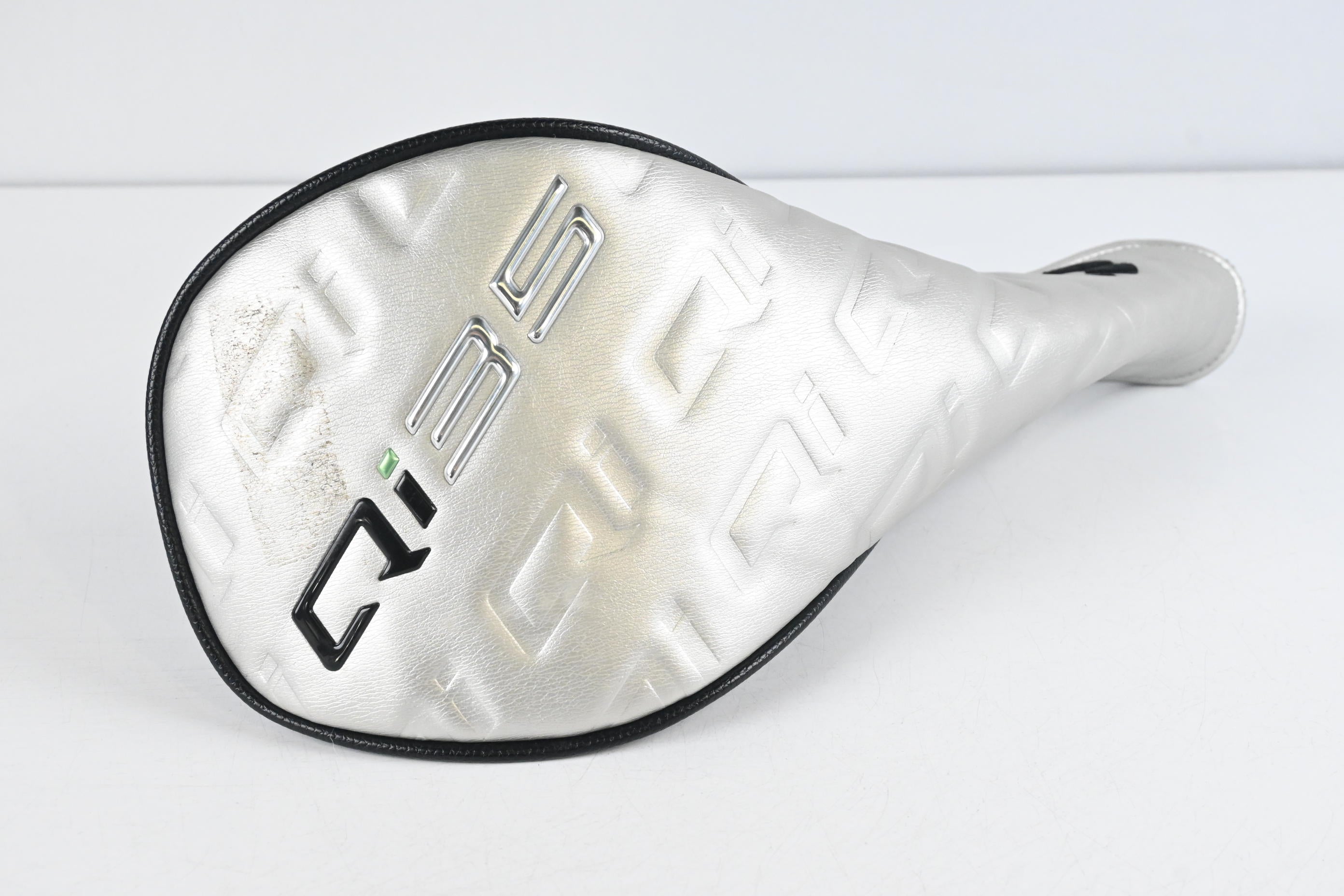 Taylormade Qi35 Driver / 9 Degree / Stiff Flex Fujikura Ventus Blue '25 5 Shaft