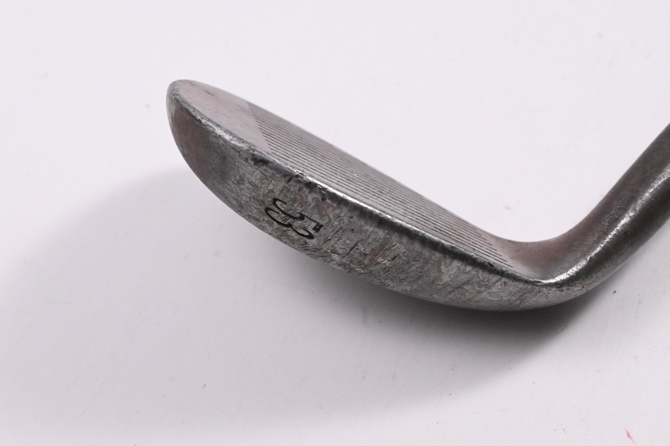 Mizuno MP T Series Sand Wedge / 53 Degree / Stiff Flex Dynamic Gold S300
