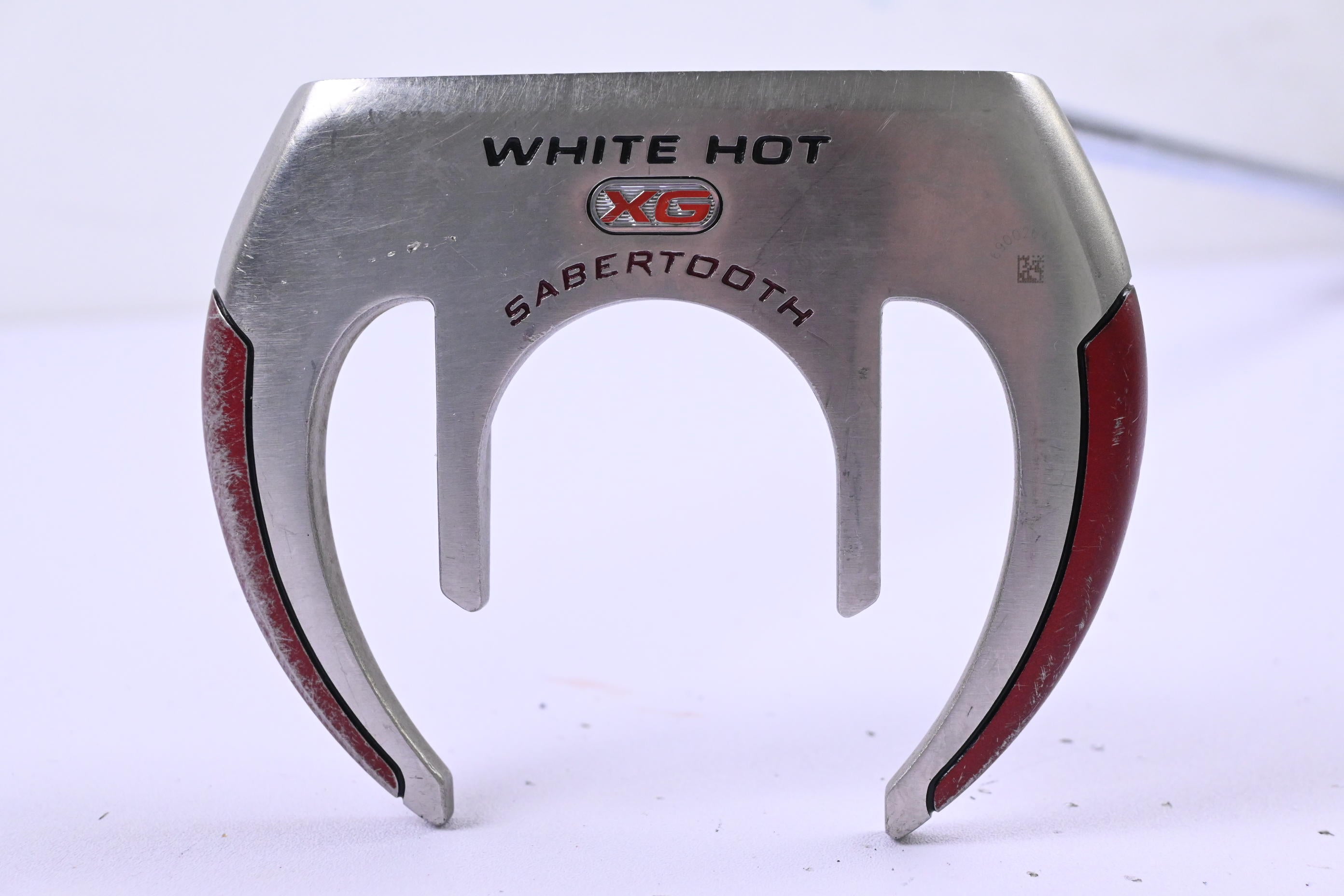 Odyssey White Hot XG Sabertooth Putter / 35 Inch