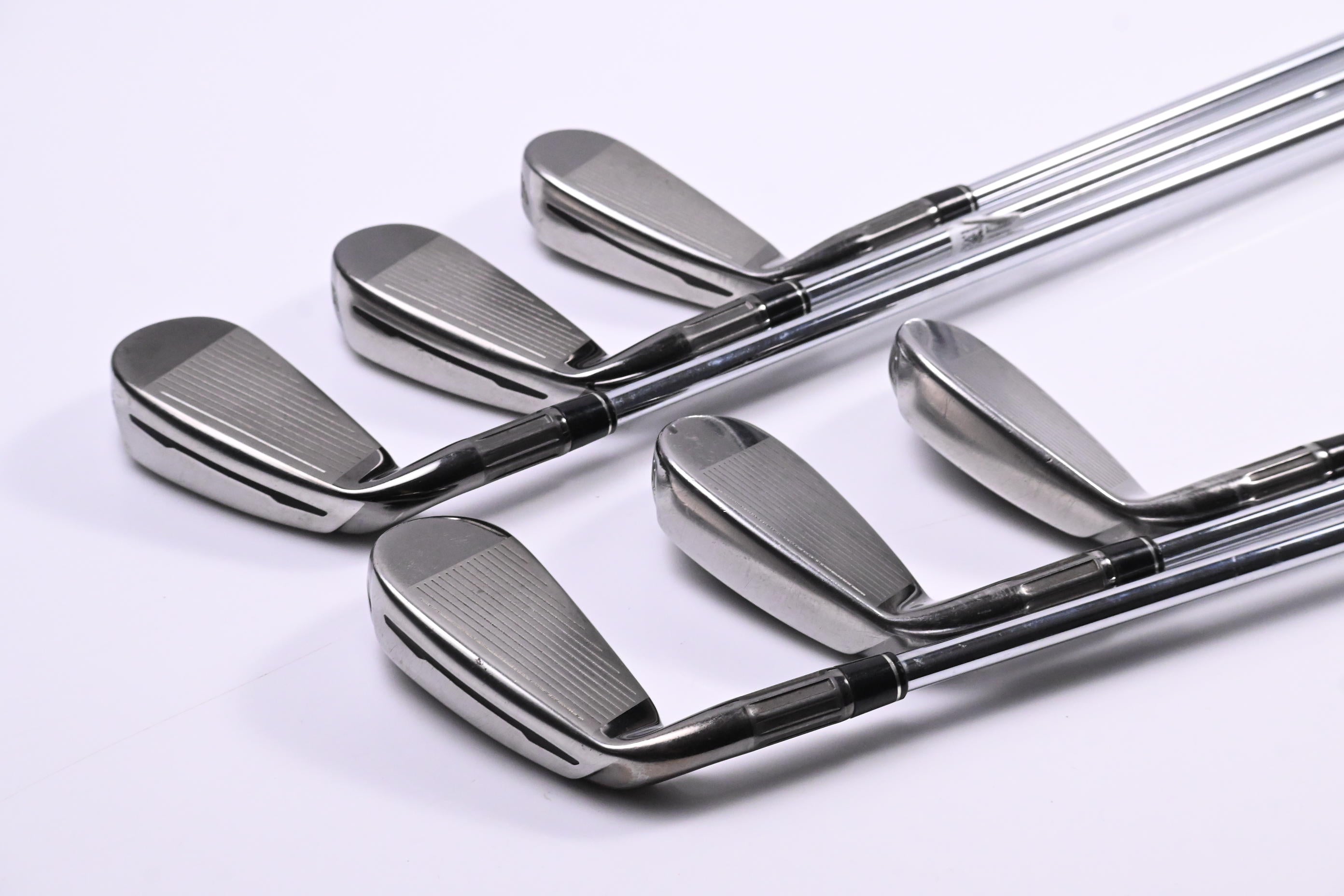 Taylormade M2 2016 Irons / 4-9i / Regular Flex Reax 88 Shafts
