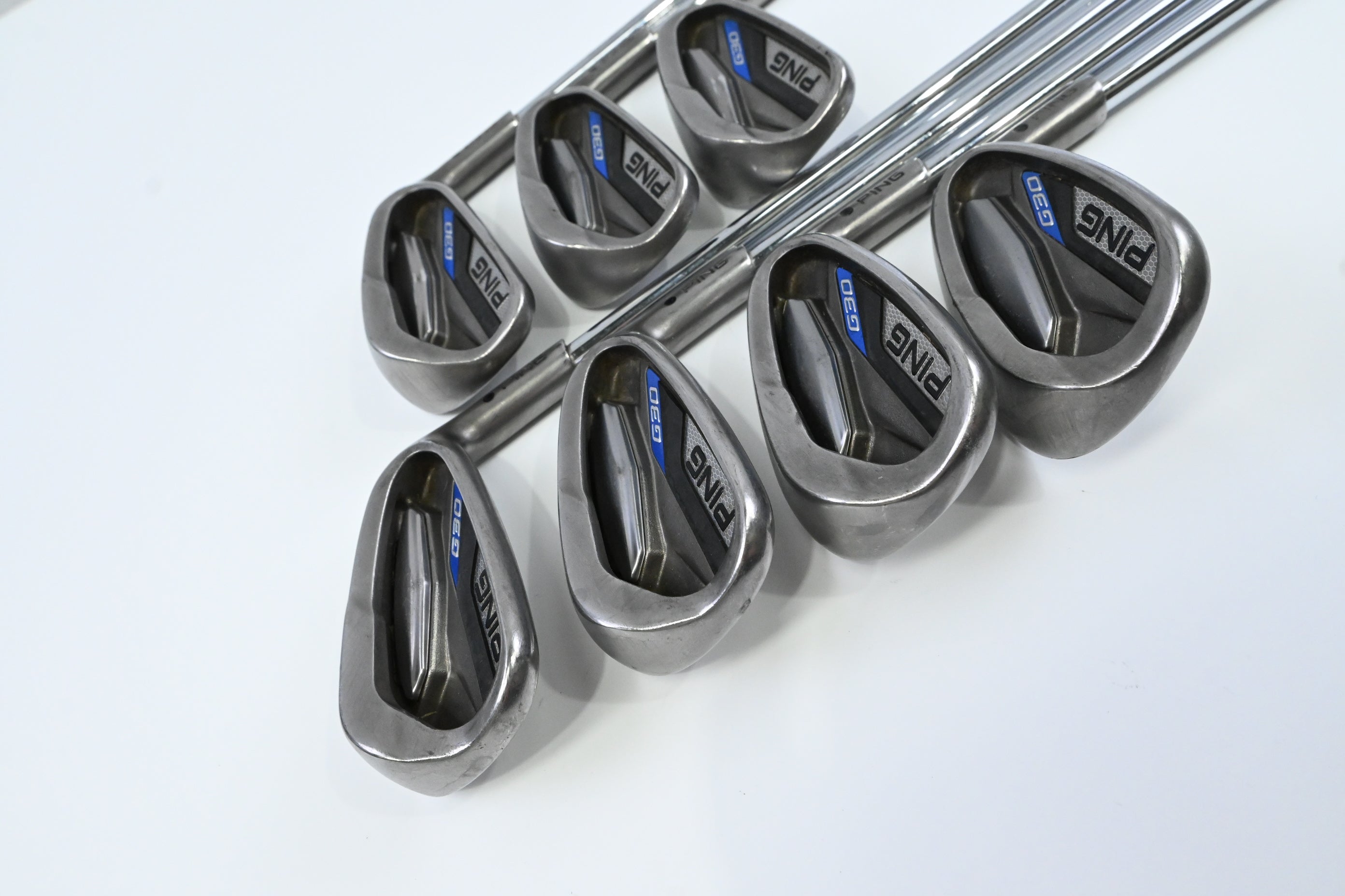 Ping G30 Irons / 5-PW+SW / Black Dot / Regular Flex Ping CFS Distance Shafts