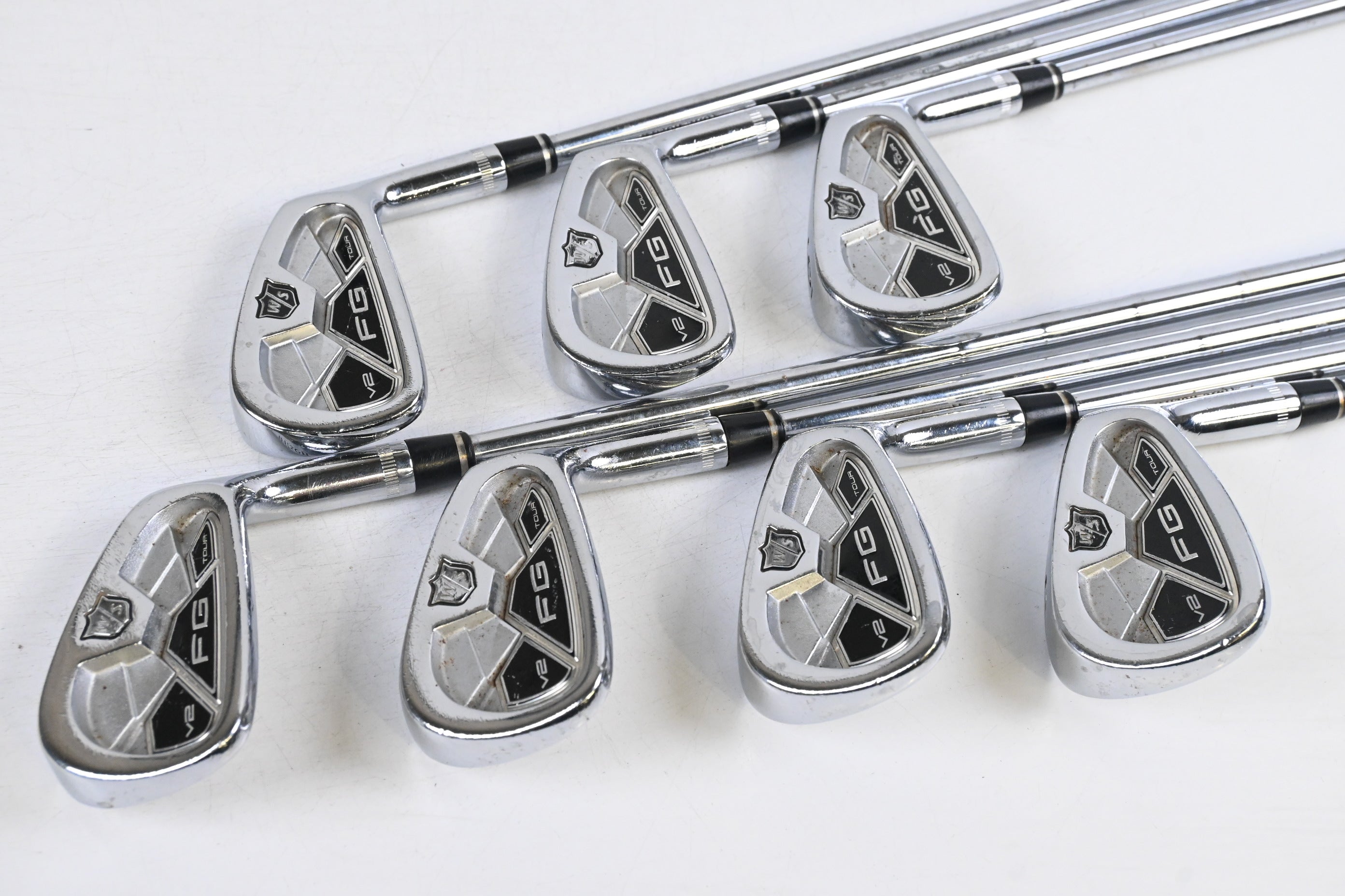 Wilson FG Tour V2 Irons / 4-PW / Stiff Flex KBS Tour Shafts