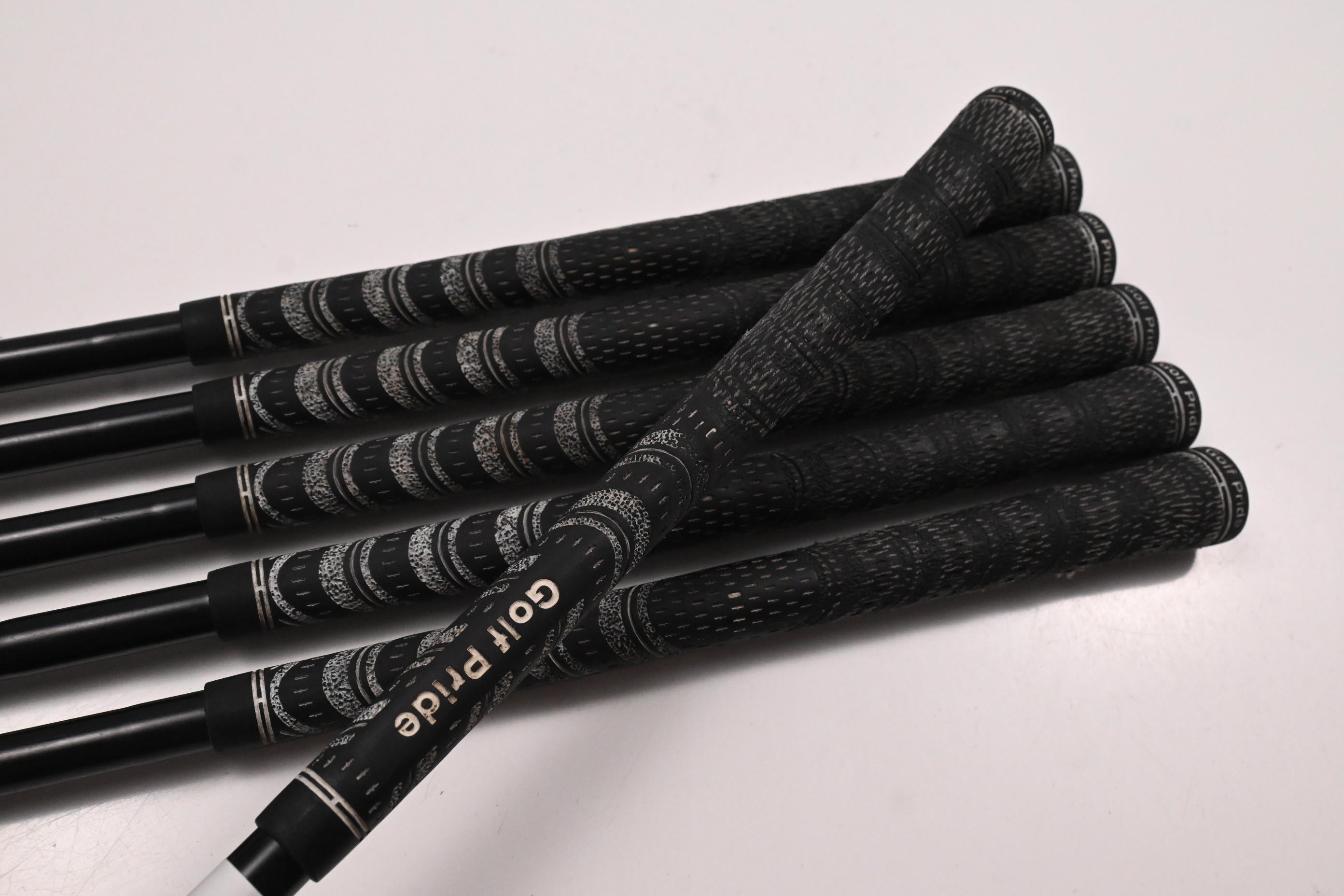 Cobra King Forged Tec Black Irons / 5-PW / Regular Flex AMT Tour White R300