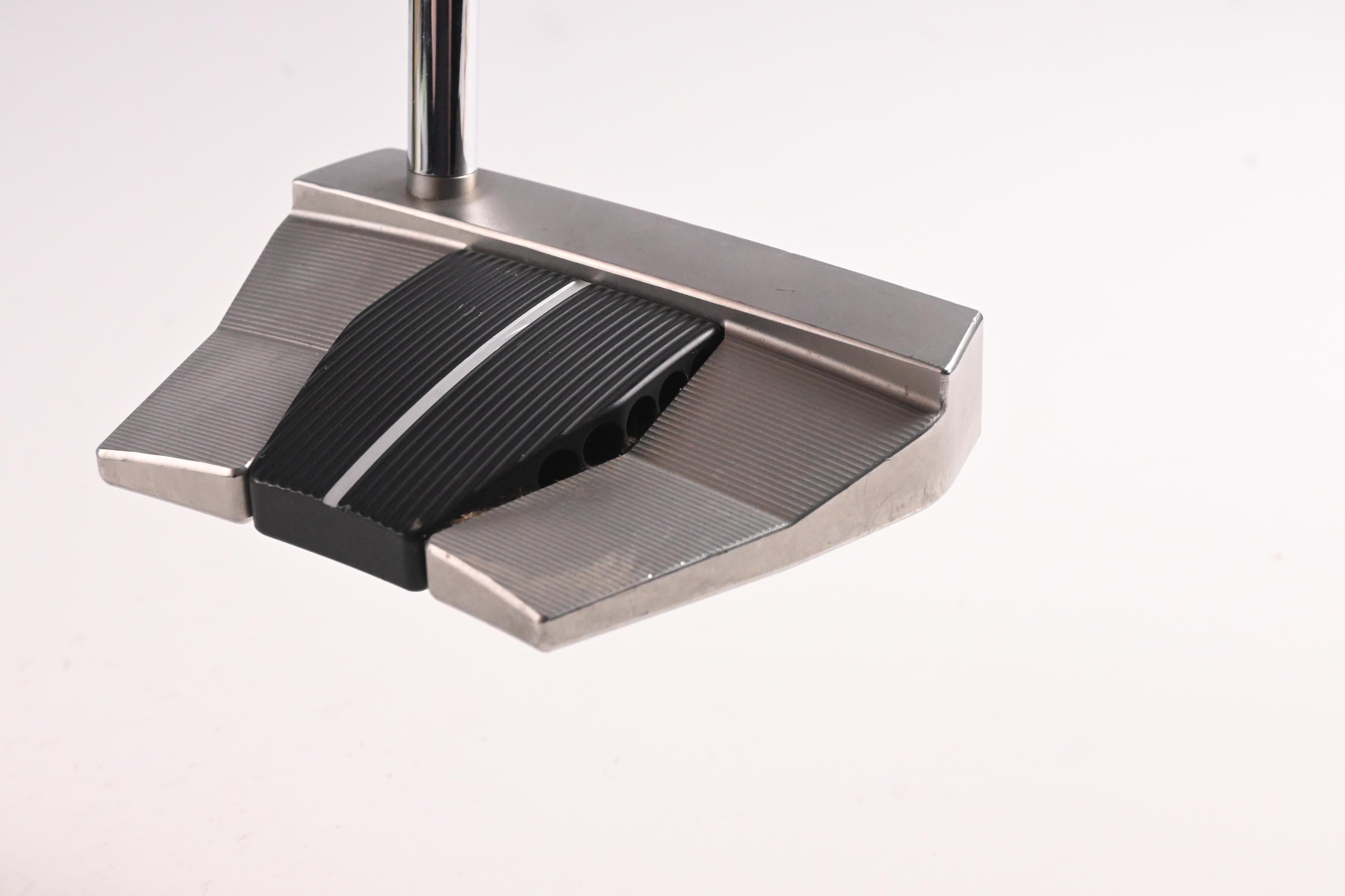 Scotty Cameron 2024 Phantom 9 Putter / 34 Inch