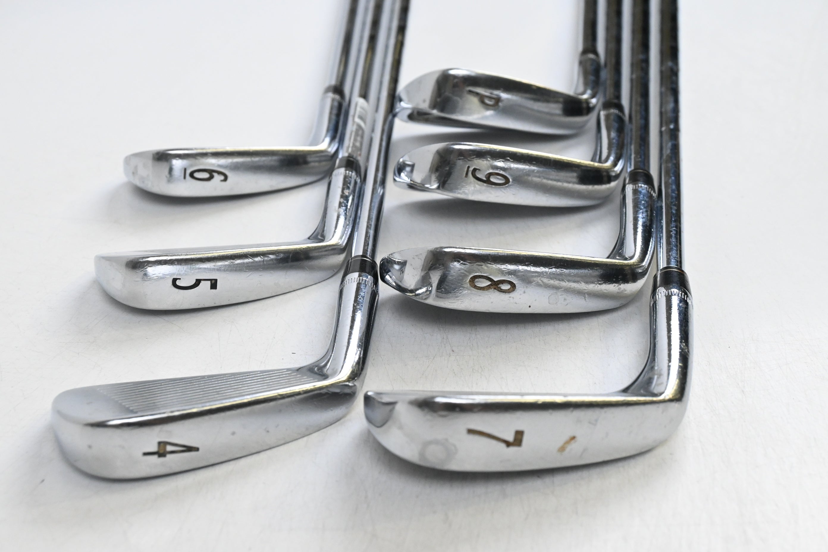 Wilson FG Tour V2 Irons / 4-PW / Stiff Flex KBS Tour Shafts