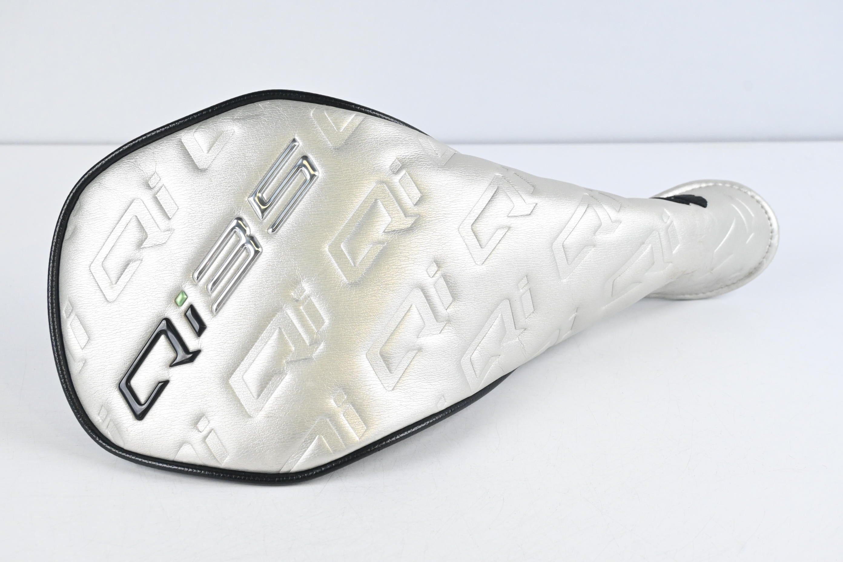 Taylormade Qi35 Driver / 10.5 Degree / Stiff Flex Diamana T+ 60 Shaft
