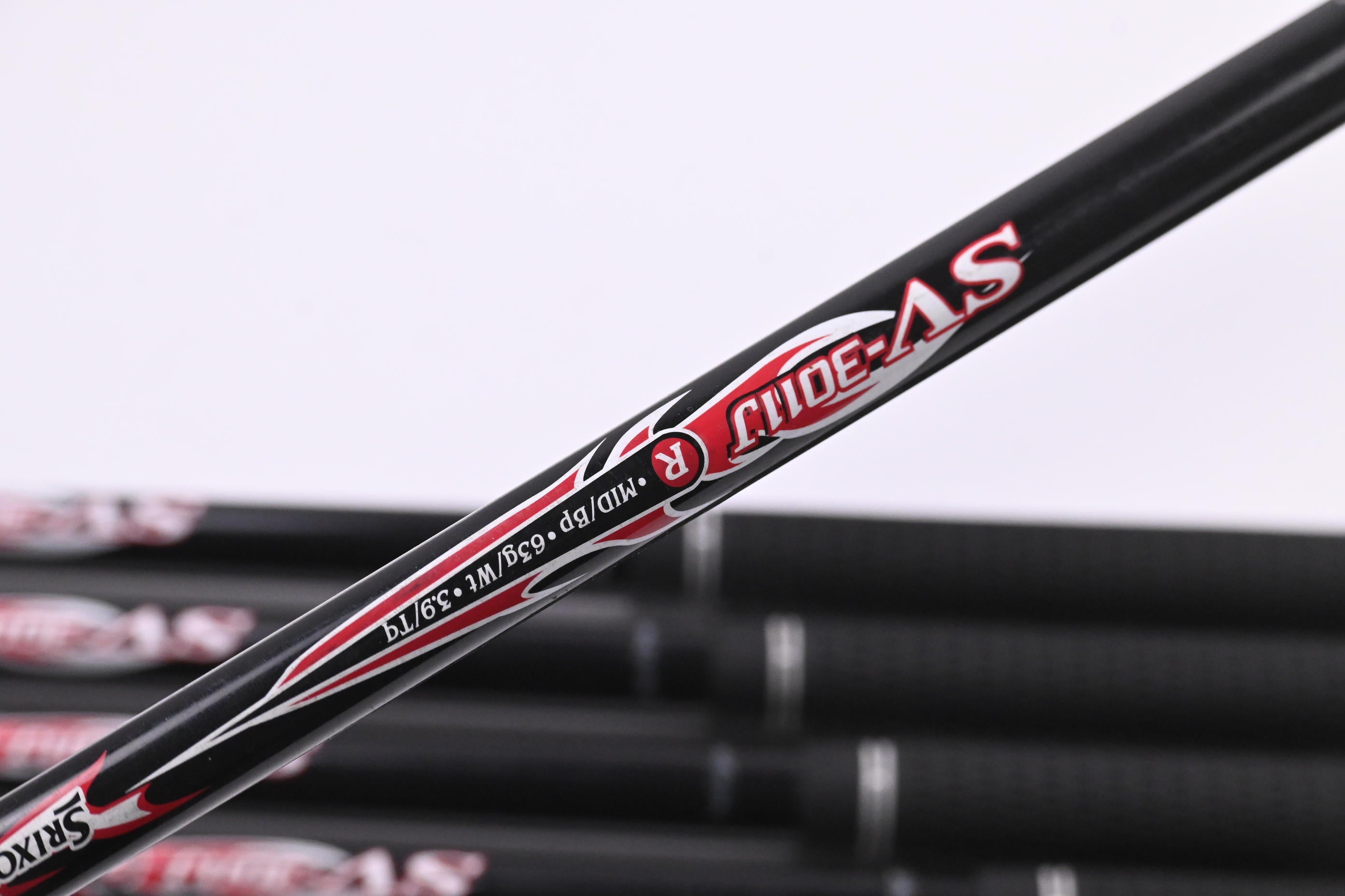 Srixon WR Irons / 4-9i / Regular Flex Srixon SV-3011J 63 Shafts