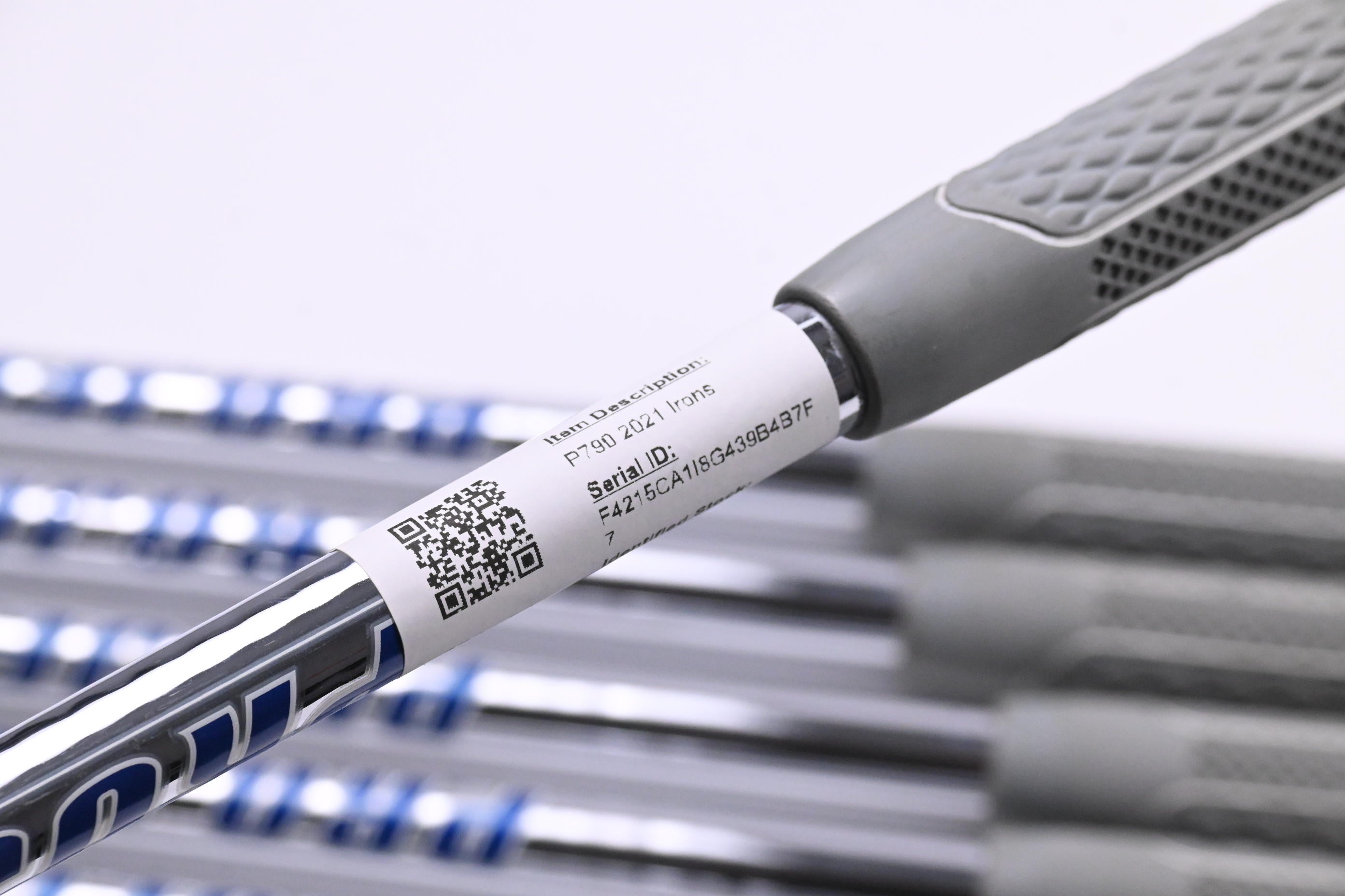 Taylormade P790 2021 Irons / 4-PW+GW / Stiff Flex Project X LZ Shafts