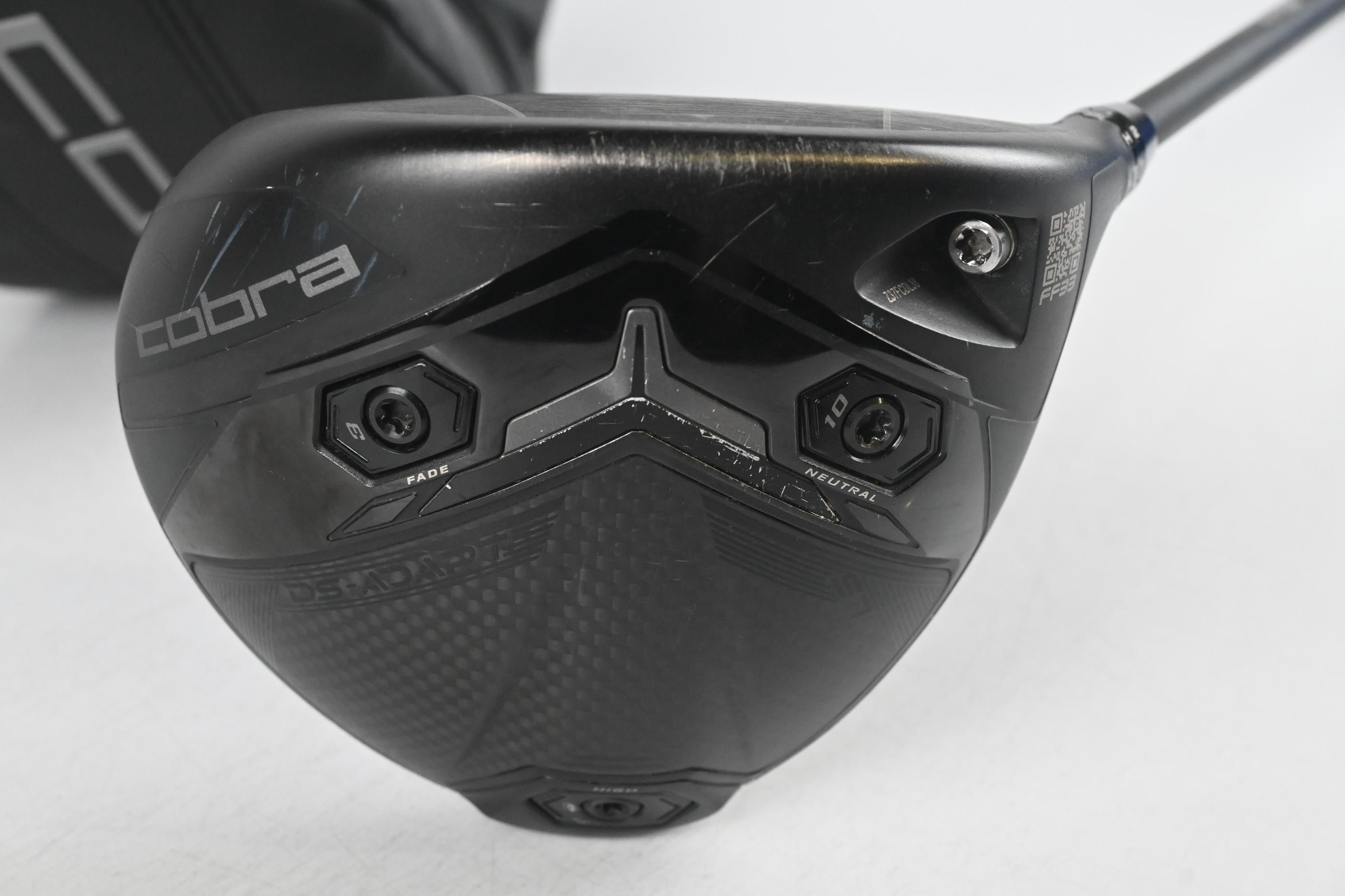 Cobra DS-Adapt LS Driver / 10.5 Degree / Stiff Flex Kai'li Dark Waves White 70