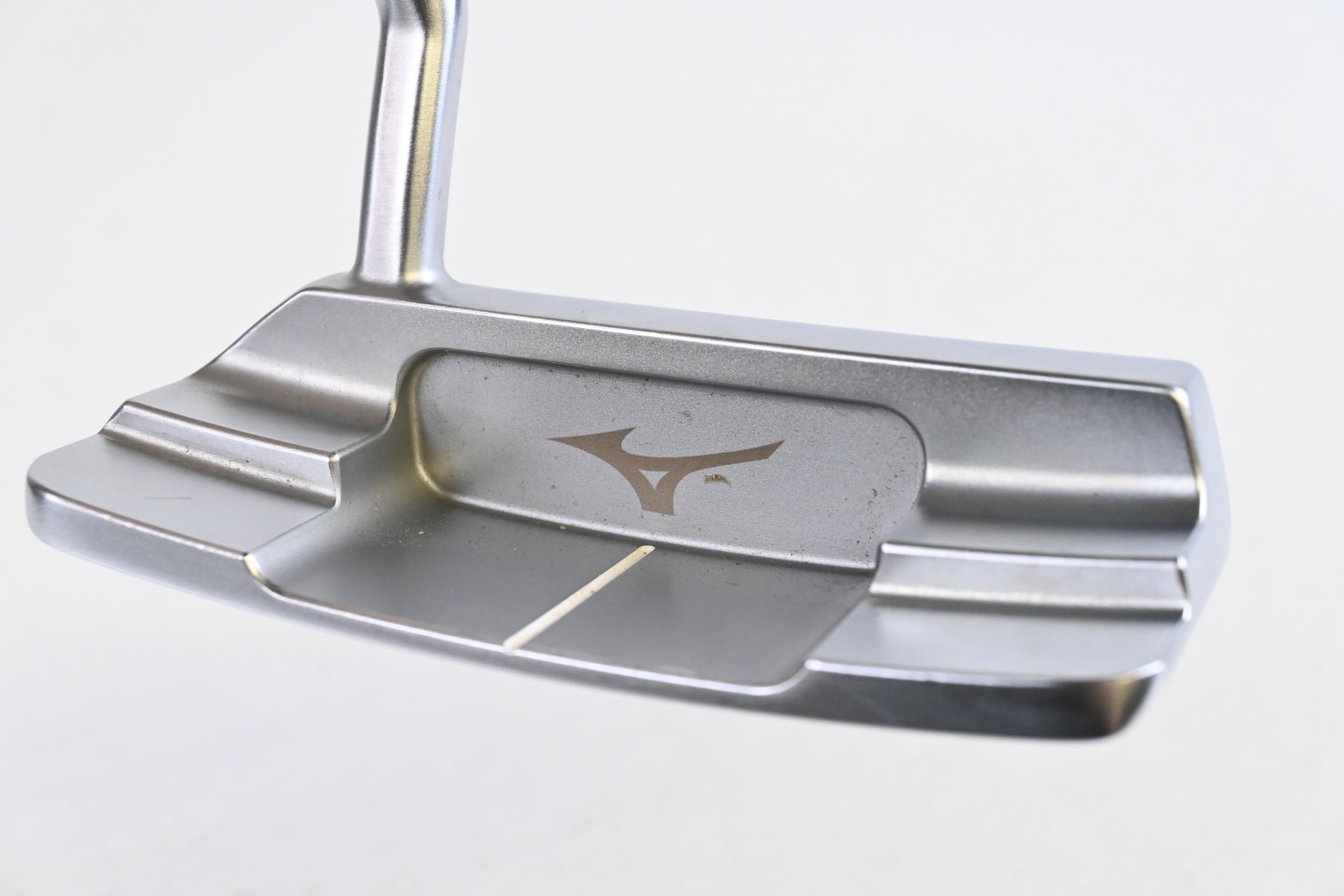 Mizuno M-Craft White Satin IV Putter / 34 Inch