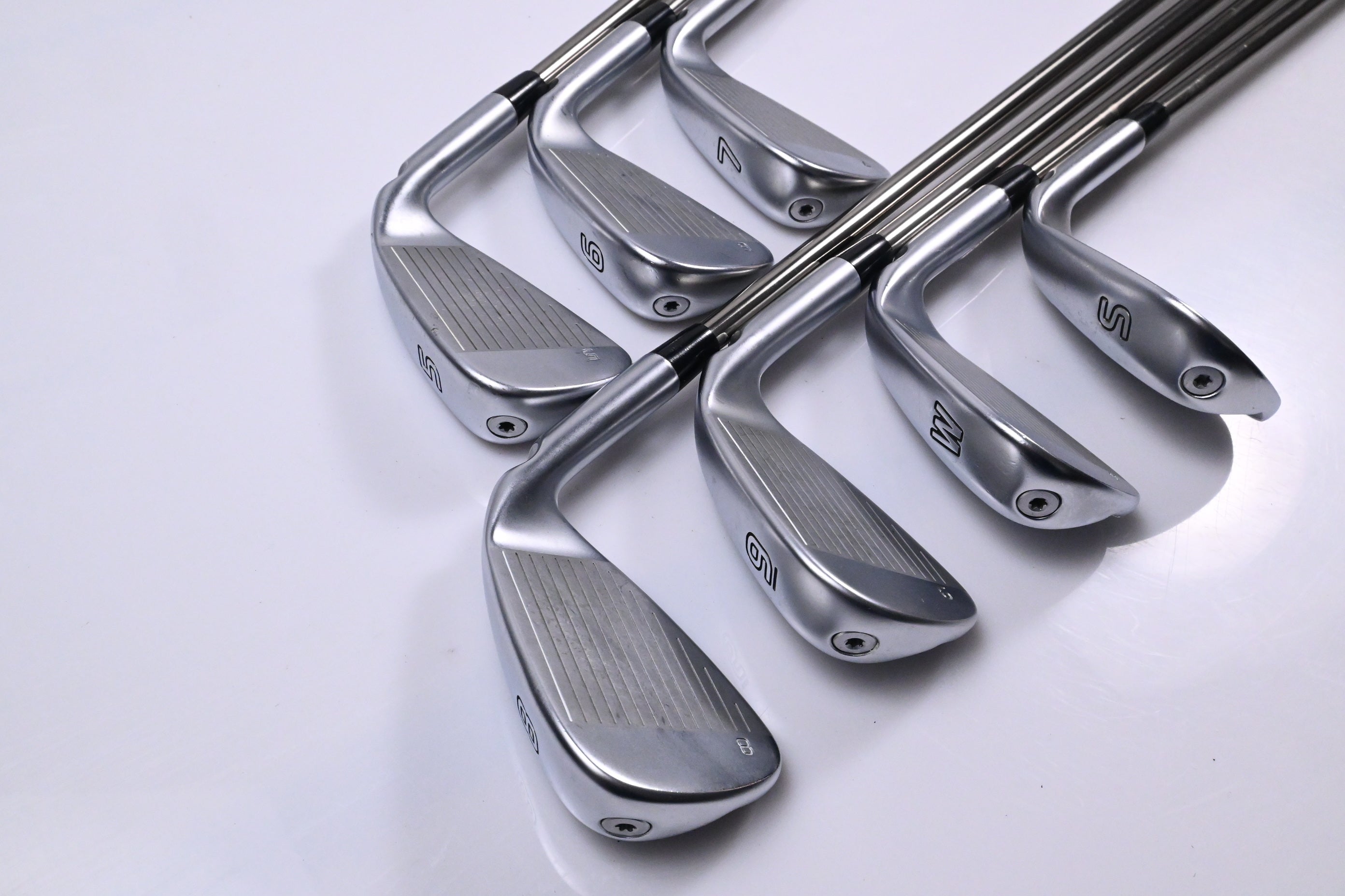 Left Hand Ping G425 Irons / 5-PW+SW / Black Dot / Reuglar Flex UST Recoil ES780