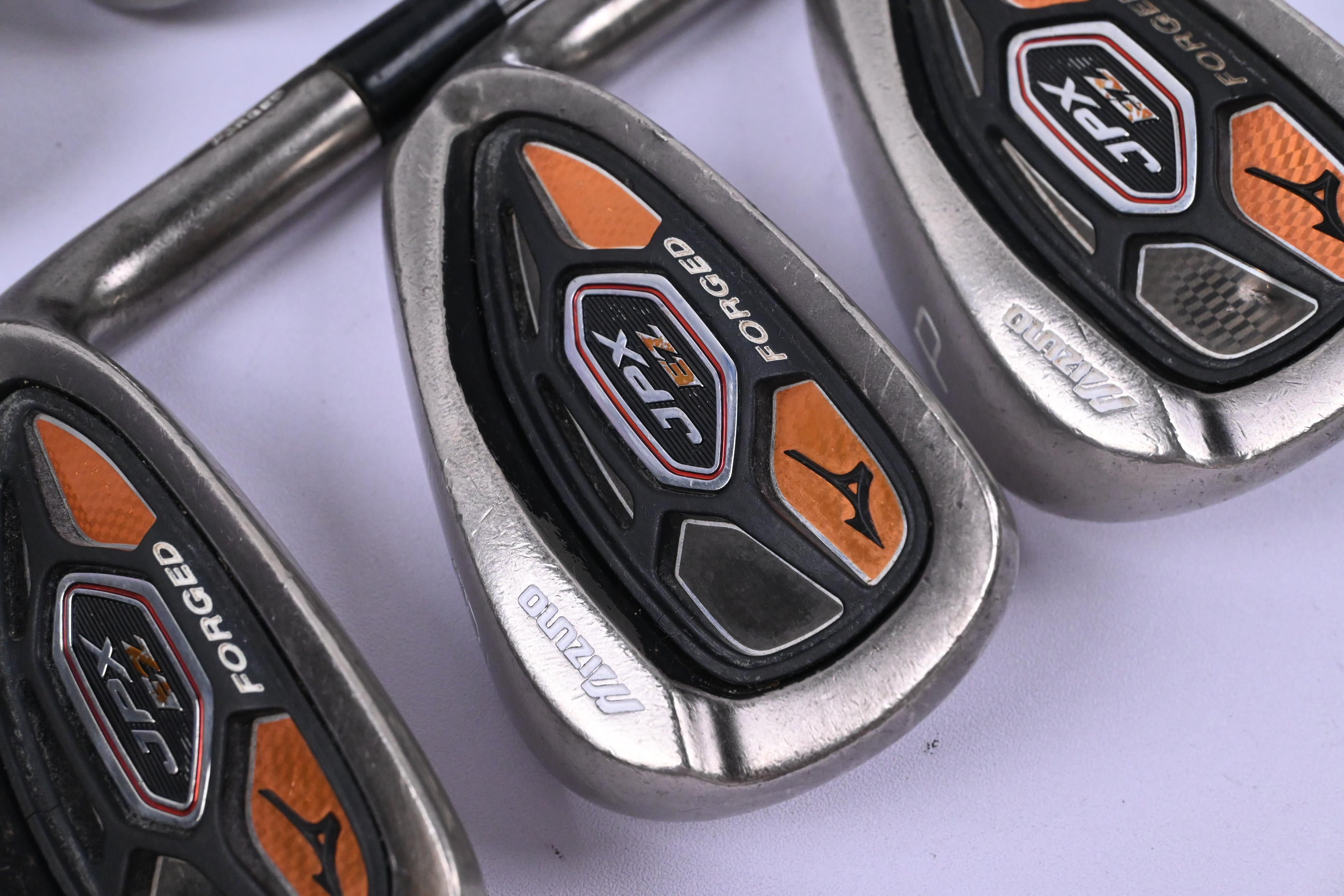 Mizuno JPX EZ 2013 Forged Irons / 5-PW / Regular Flex XP 105 R300 Shafts