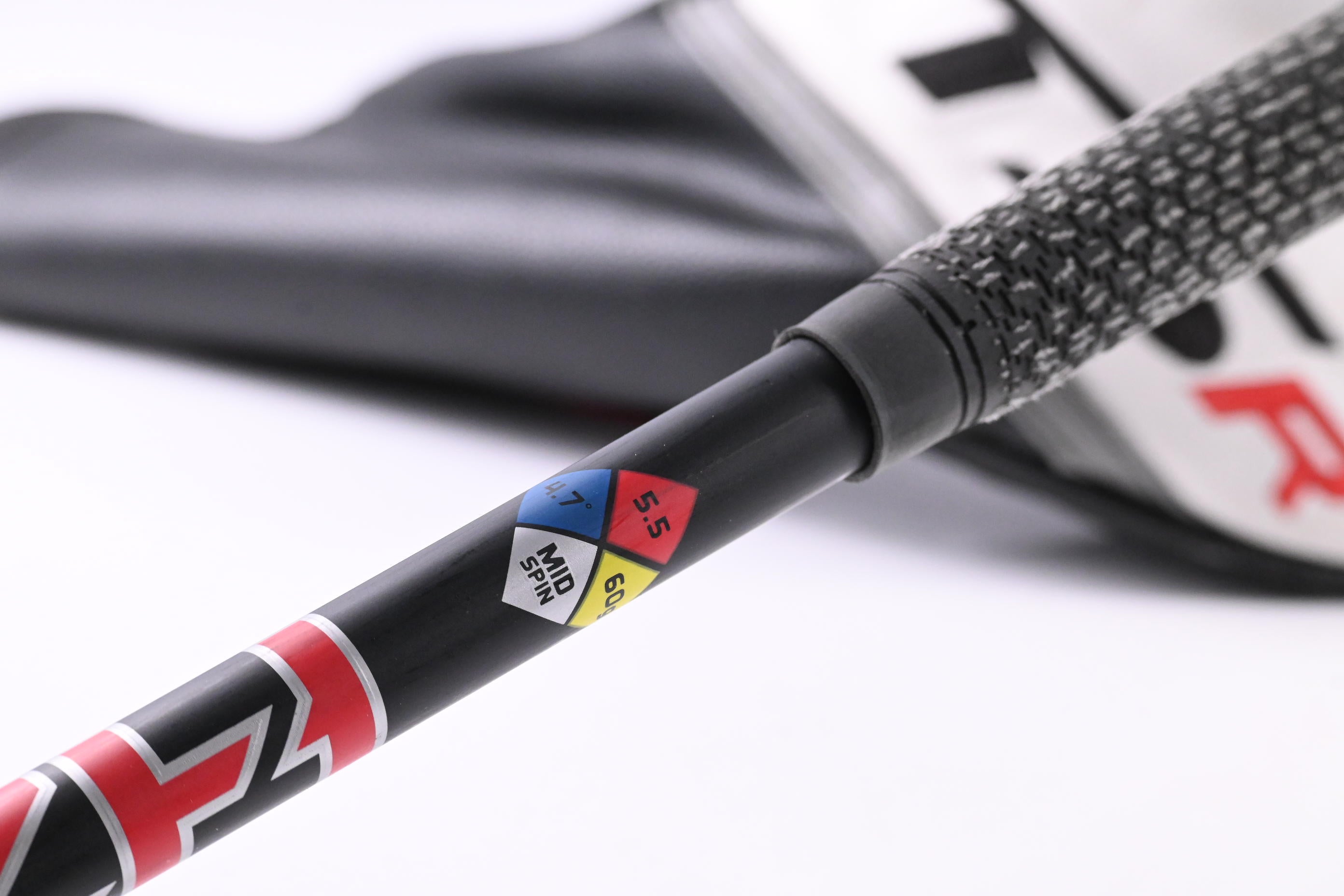 Titleist TSR2 #3 Wood / 16.5 Degree / Regular Flex HZRDUS Gen4 Red CB 60 Shaft