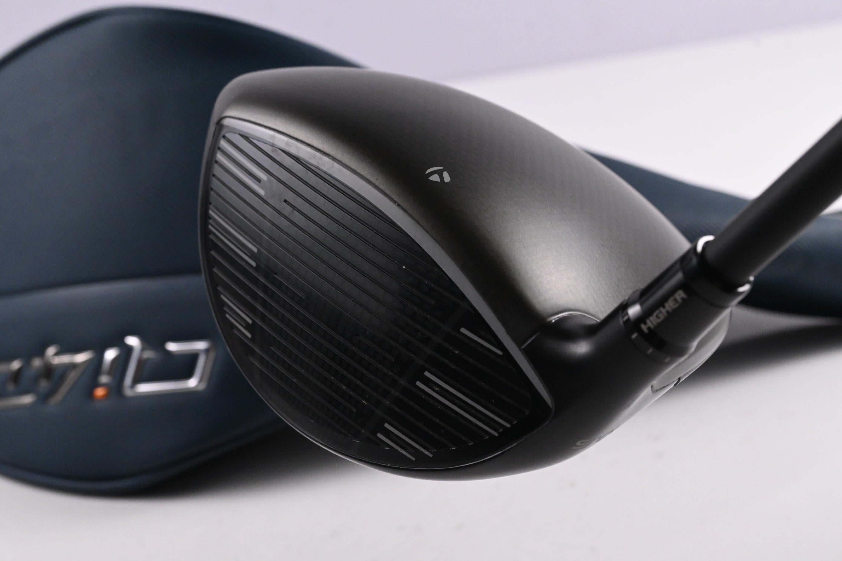 Taylormade Qi4D Max Driver / 10.5 Degree / Regular Flex REAX Blue 50 Shaft