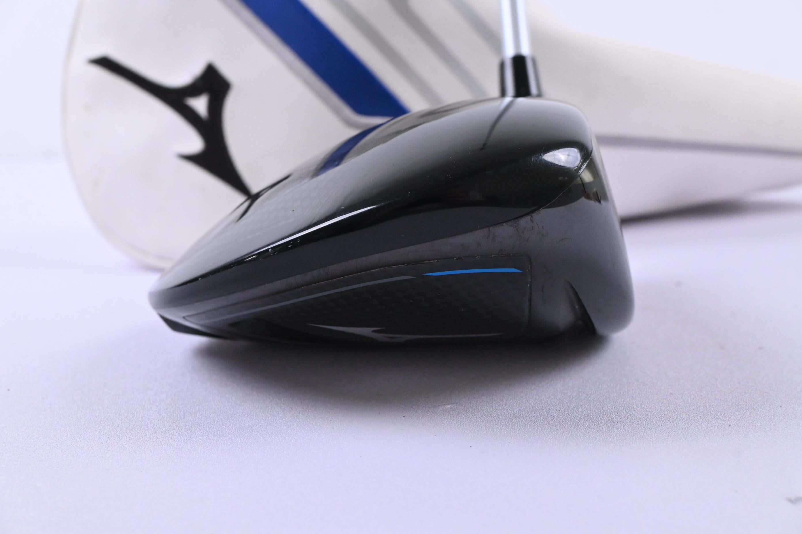 Mizuno ST-X 220 Driver / 10.5 Degree / Senior Flex Aldila Ascent Ultralight 40