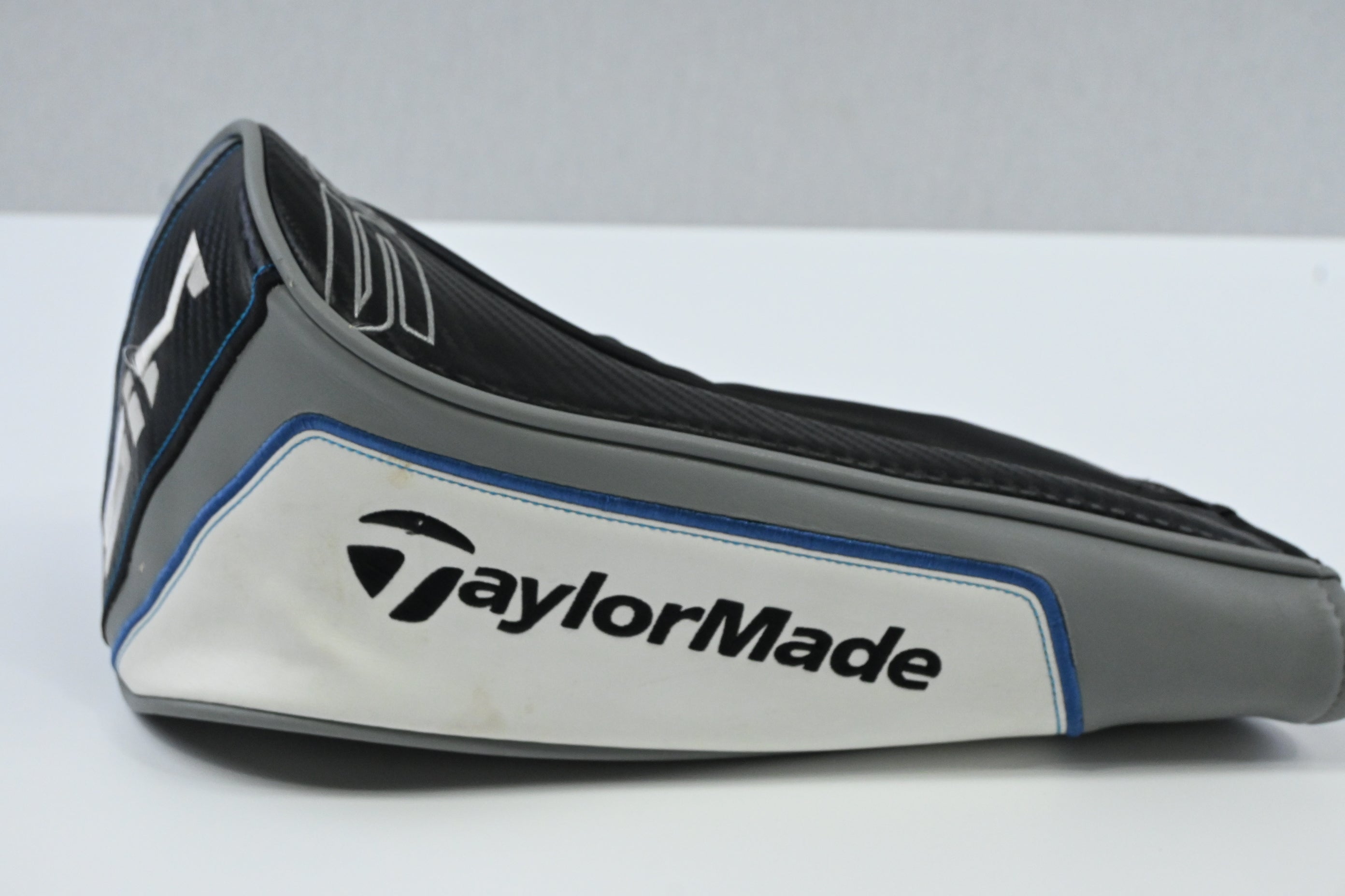 Left Hand Taylormade SIM Max Driver / 12 Degree / Stiff Flex Diamana 60 Shaft