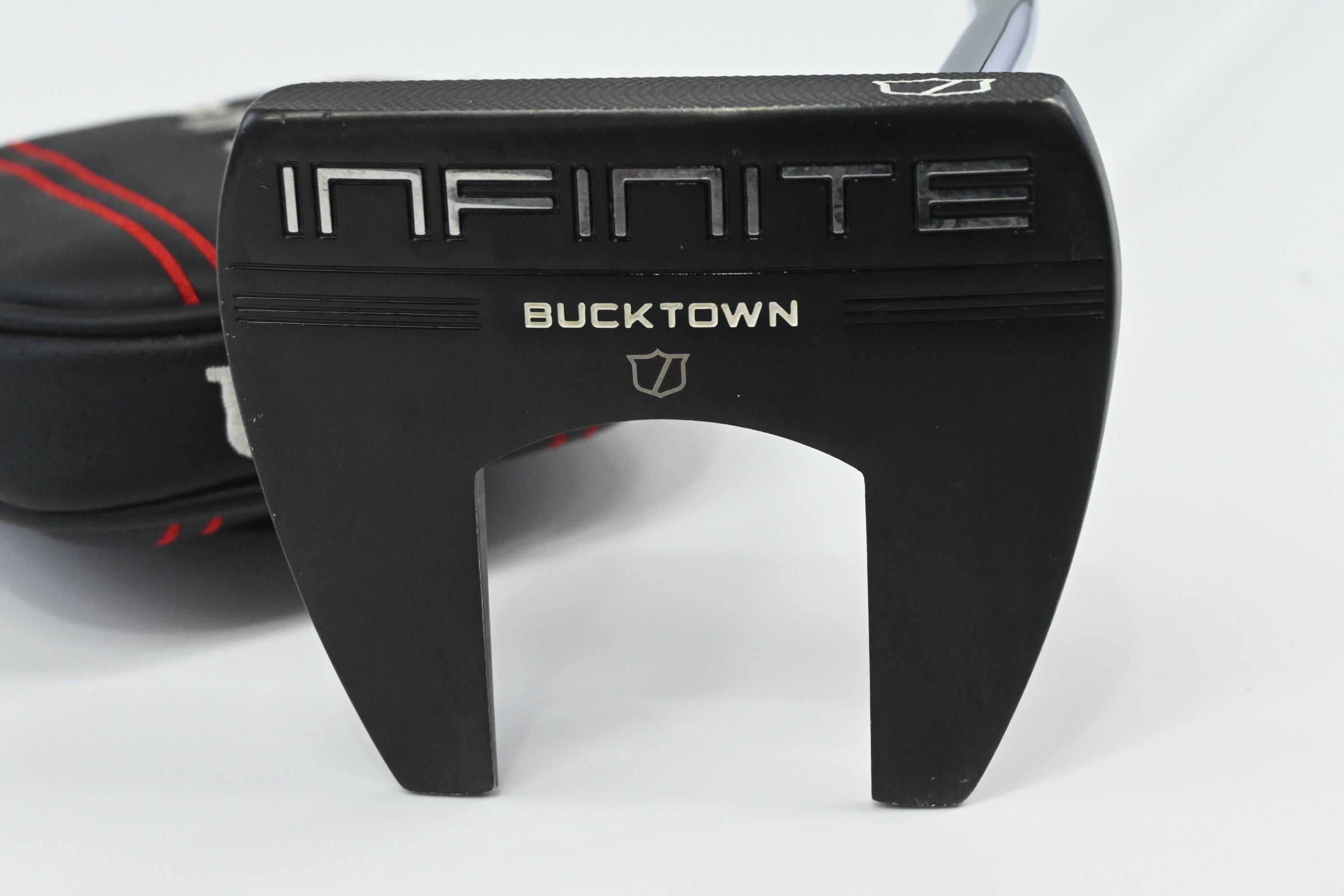 Wilson Infinite Bucktown 2024 Putter / 36 Inch