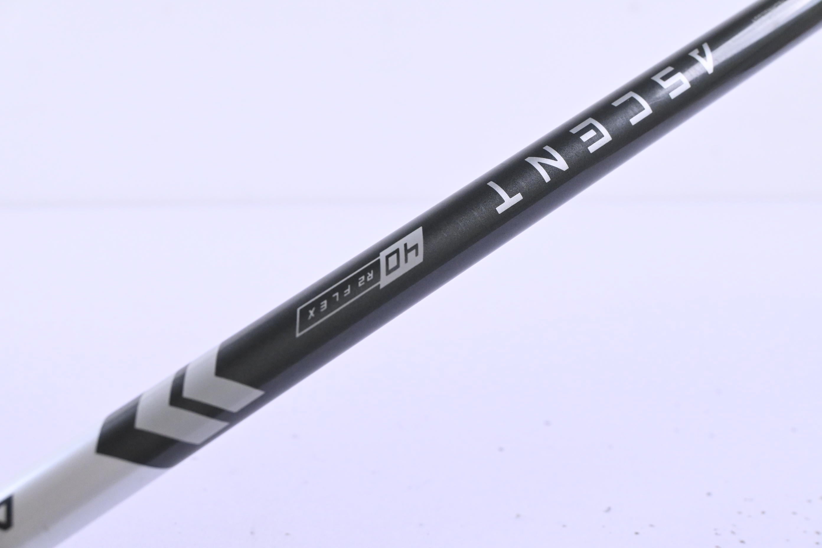 Mizuno ST-X 220 Driver / 10.5 Degree / Senior Flex Aldila Ascent Ultralight 40
