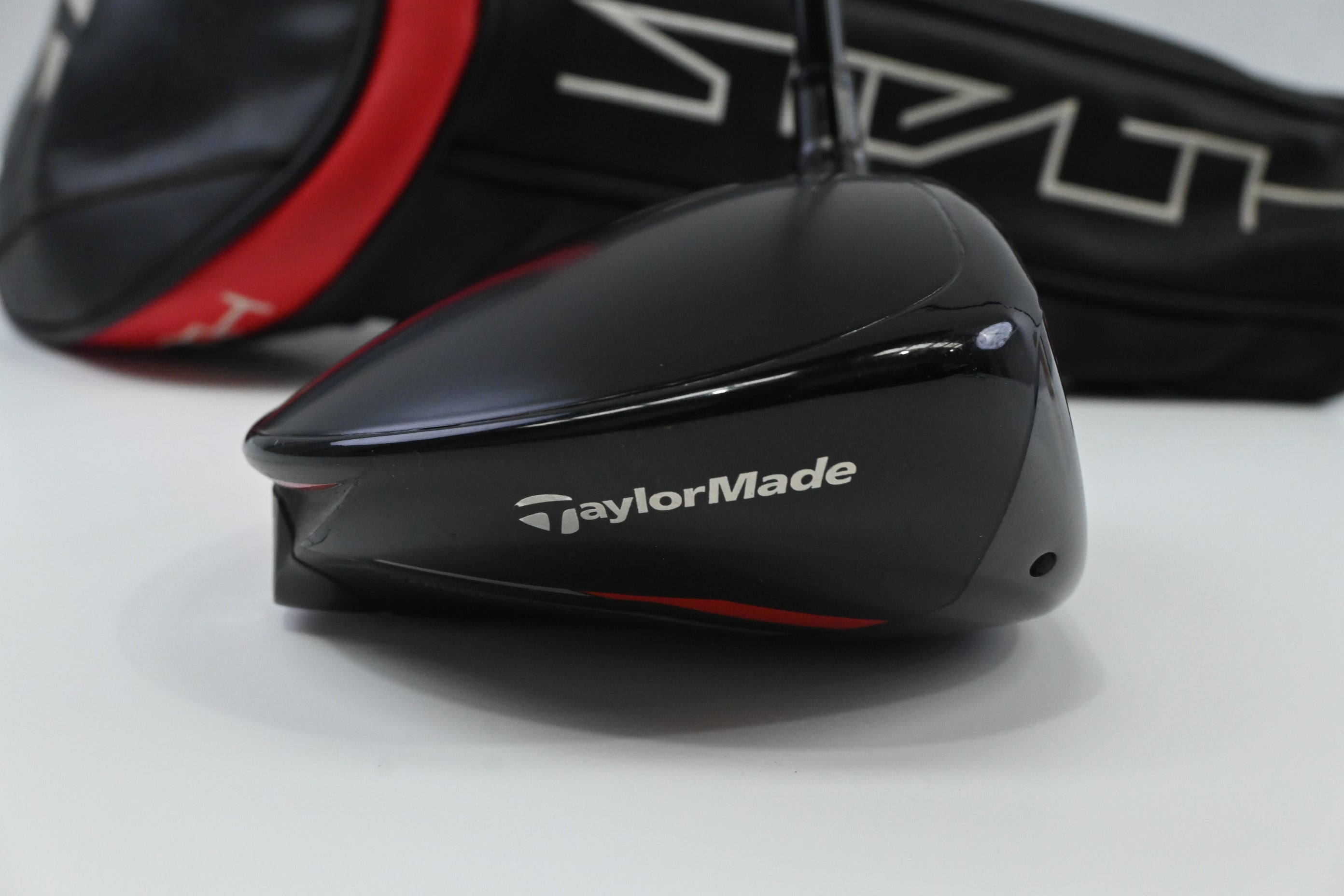 Taylormade Stealth HD Driver / 10.5 Degree / Regular Flex Fujikura AirSpeeder 45