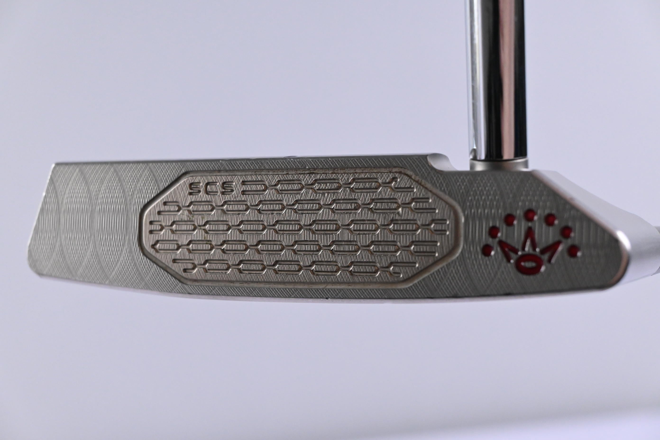 Scotty Cameron 2025 Studio Style Squareback Putter / 34 Inch