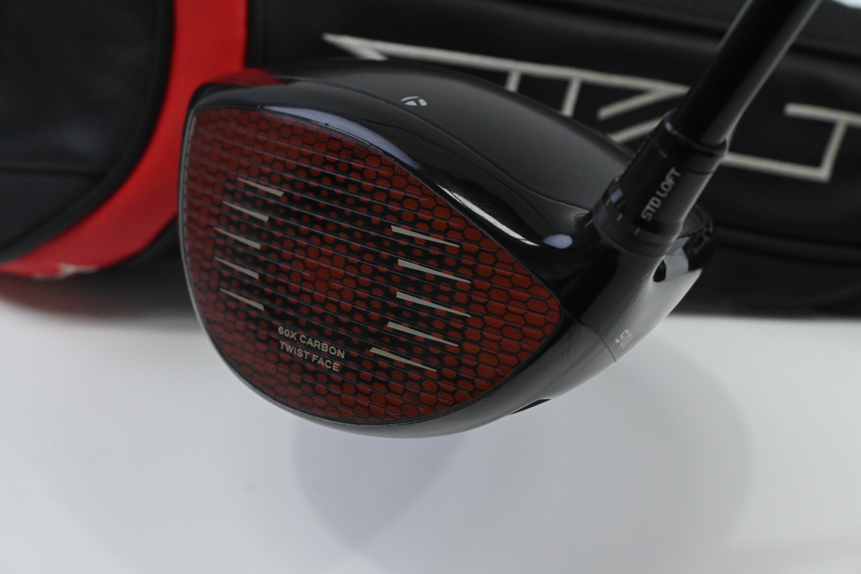 Taylormade Stealth HD Driver / 10.5 Degree / Regular Flex Fujikura AirSpeeder 45