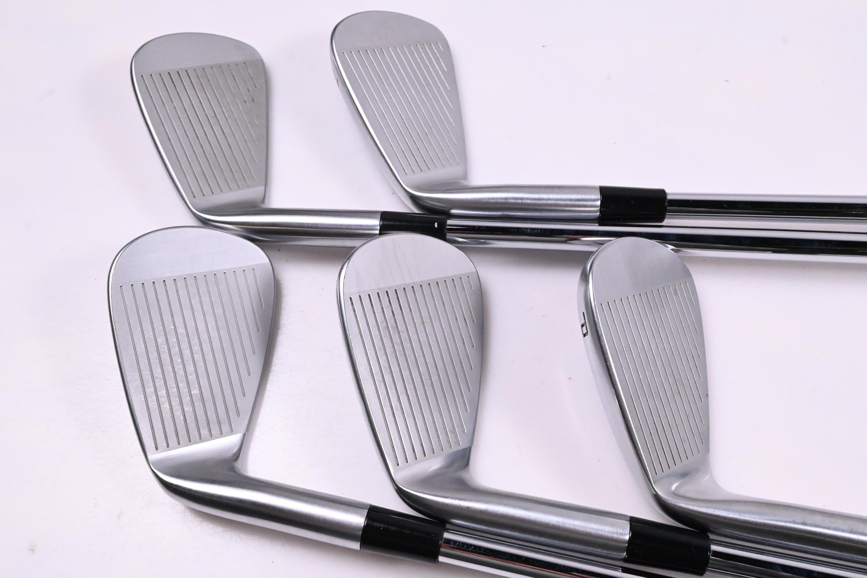 Taylormade P.7CB Irons / 6-PW / X-Flex N.S.Pro Modus³ Tour 120 Shafts