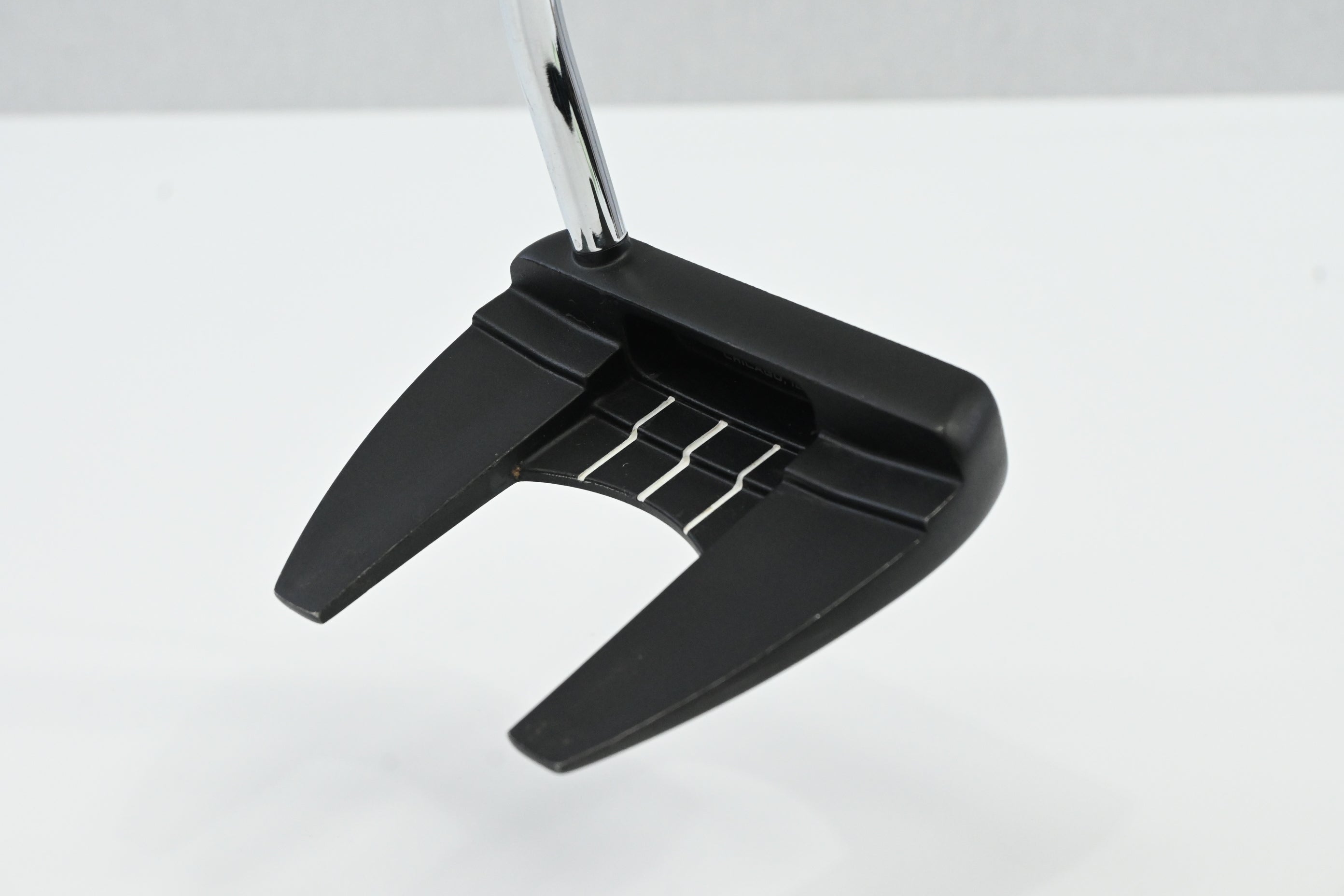 Wilson Infinite Bucktown 2024 Putter / 36 Inch
