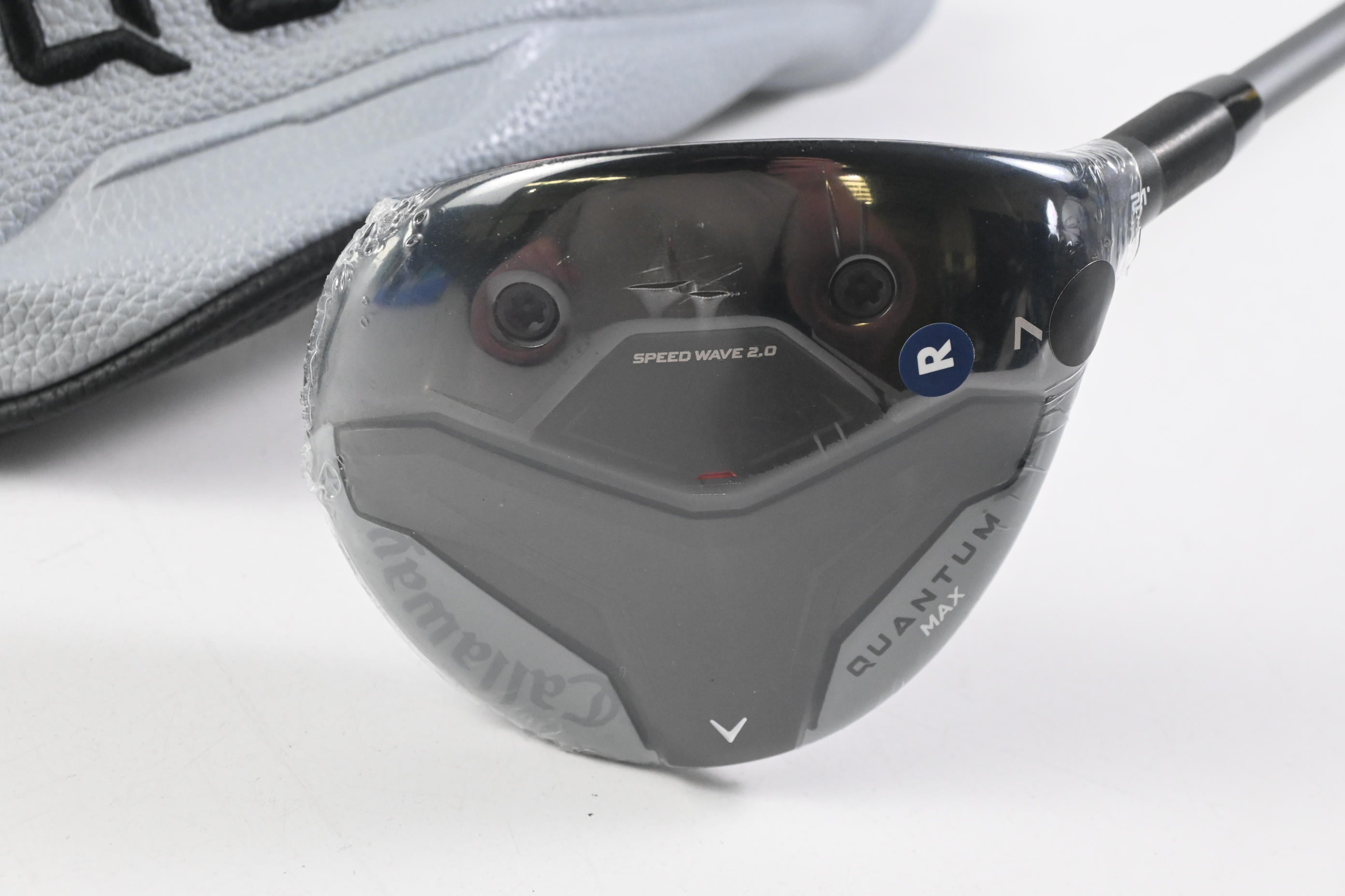 Callaway Quantum Max #7 Wood / 21 Degree / Regular Flex Denali Frost Silver 60