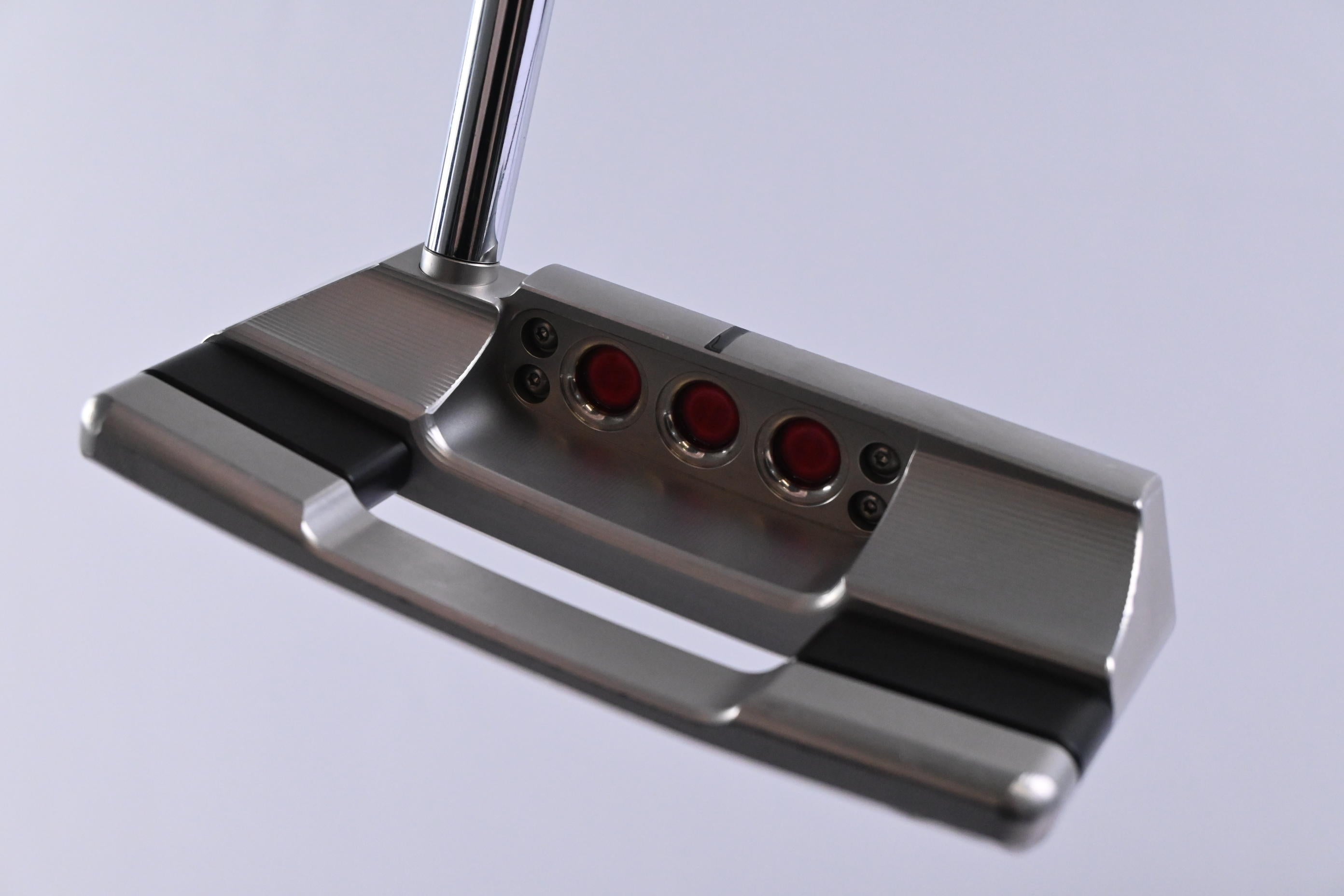 Scotty Cameron 2025 Studio Style Squareback Putter / 34 Inch