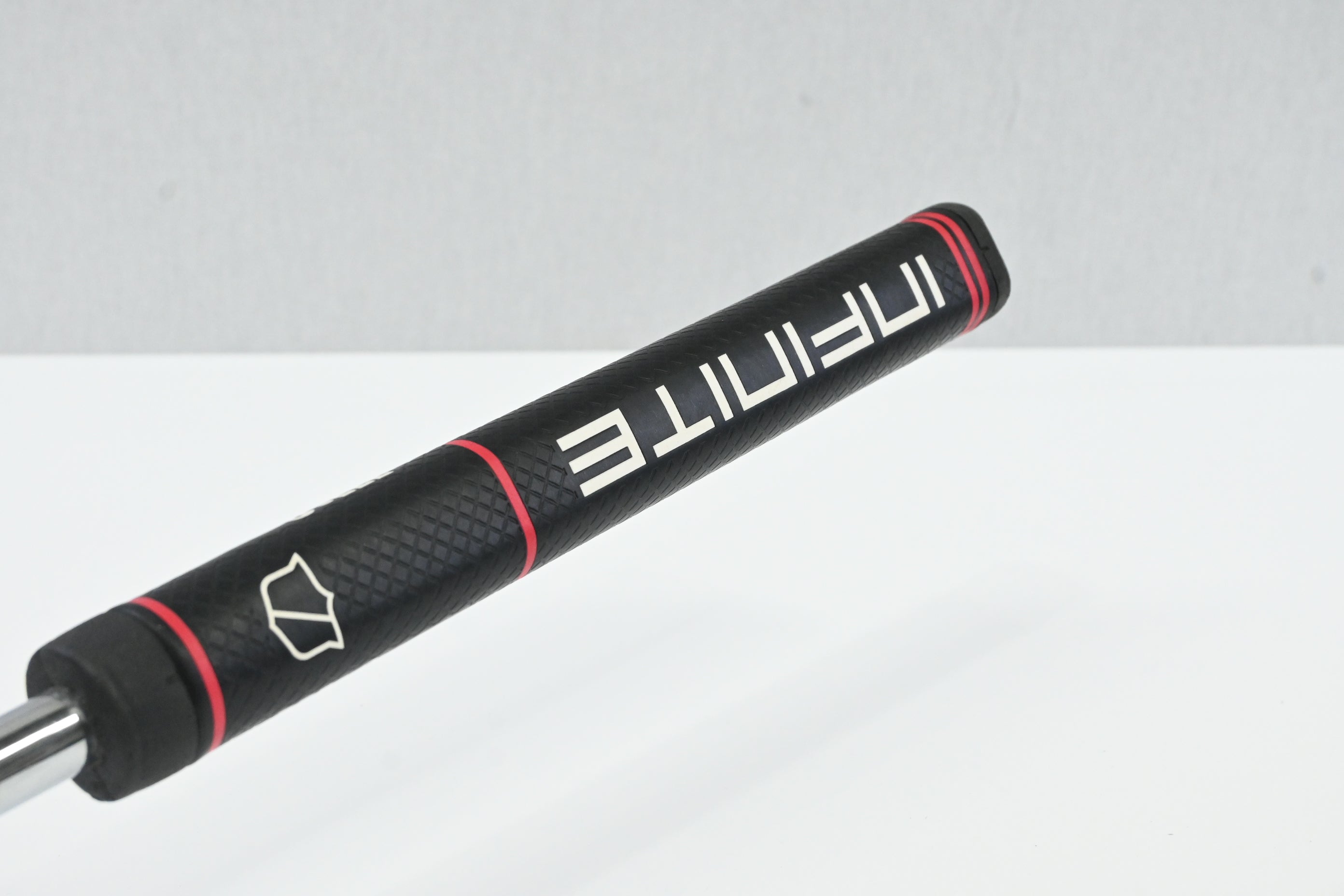 Wilson Infinite Bucktown 2024 Putter / 36 Inch