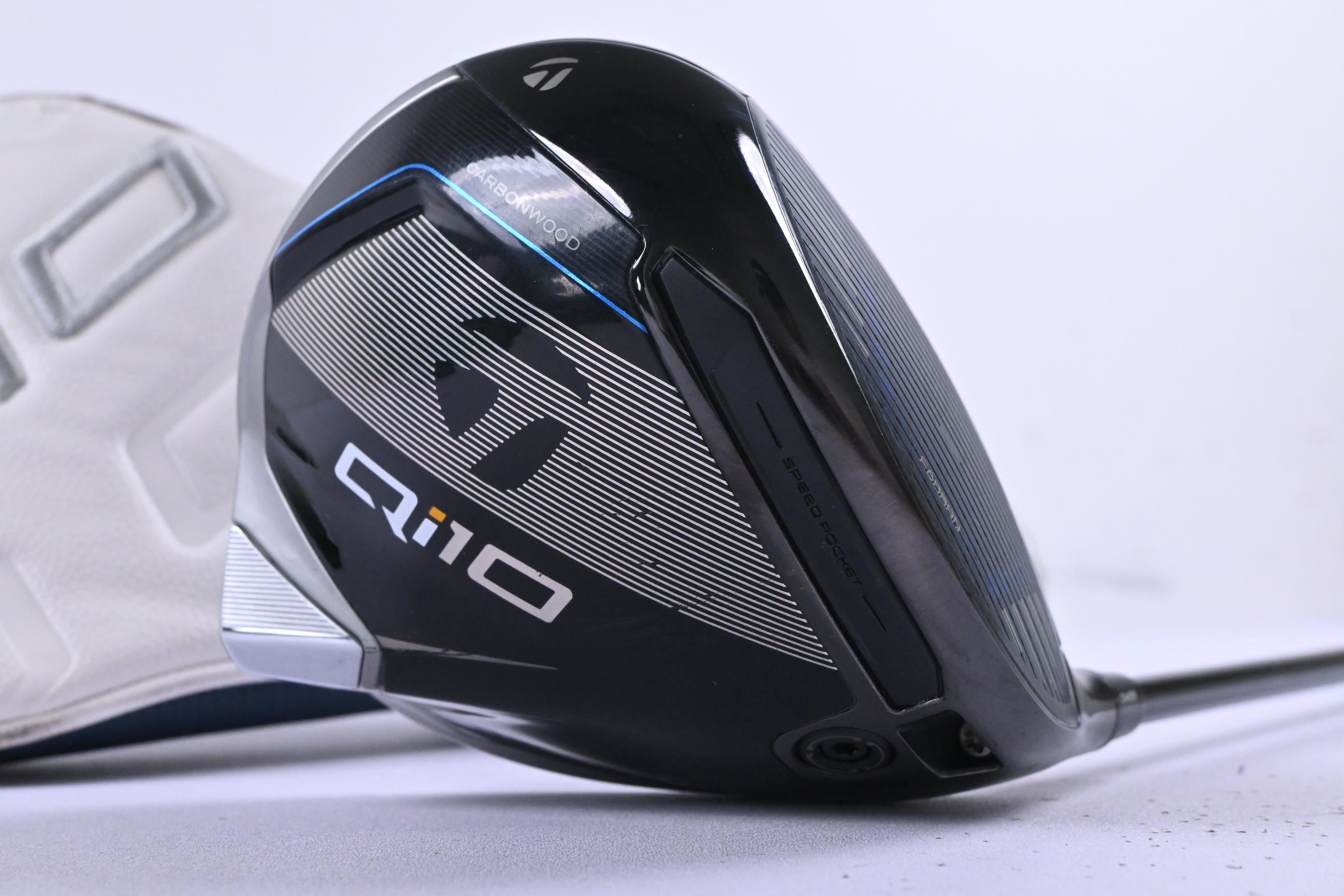 Taylormade Qi10 Driver / 10.5 Degree / Regular Flex Fujikura Ventus TR Blue 5