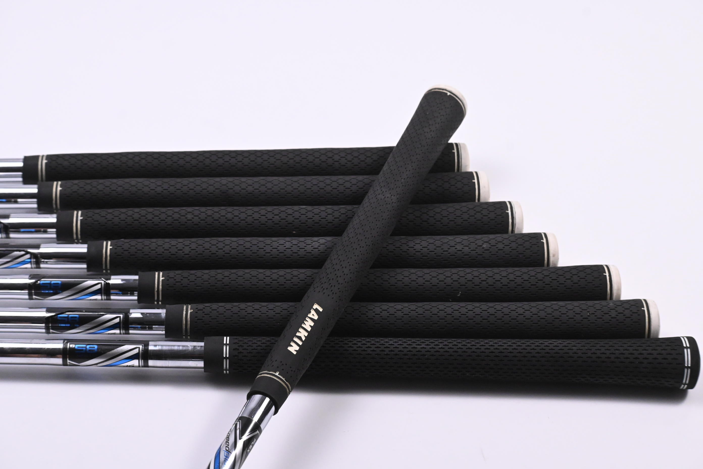 Taylormade Speedblade Irons / 3-PW / Regular Flex Speedblade Shafts