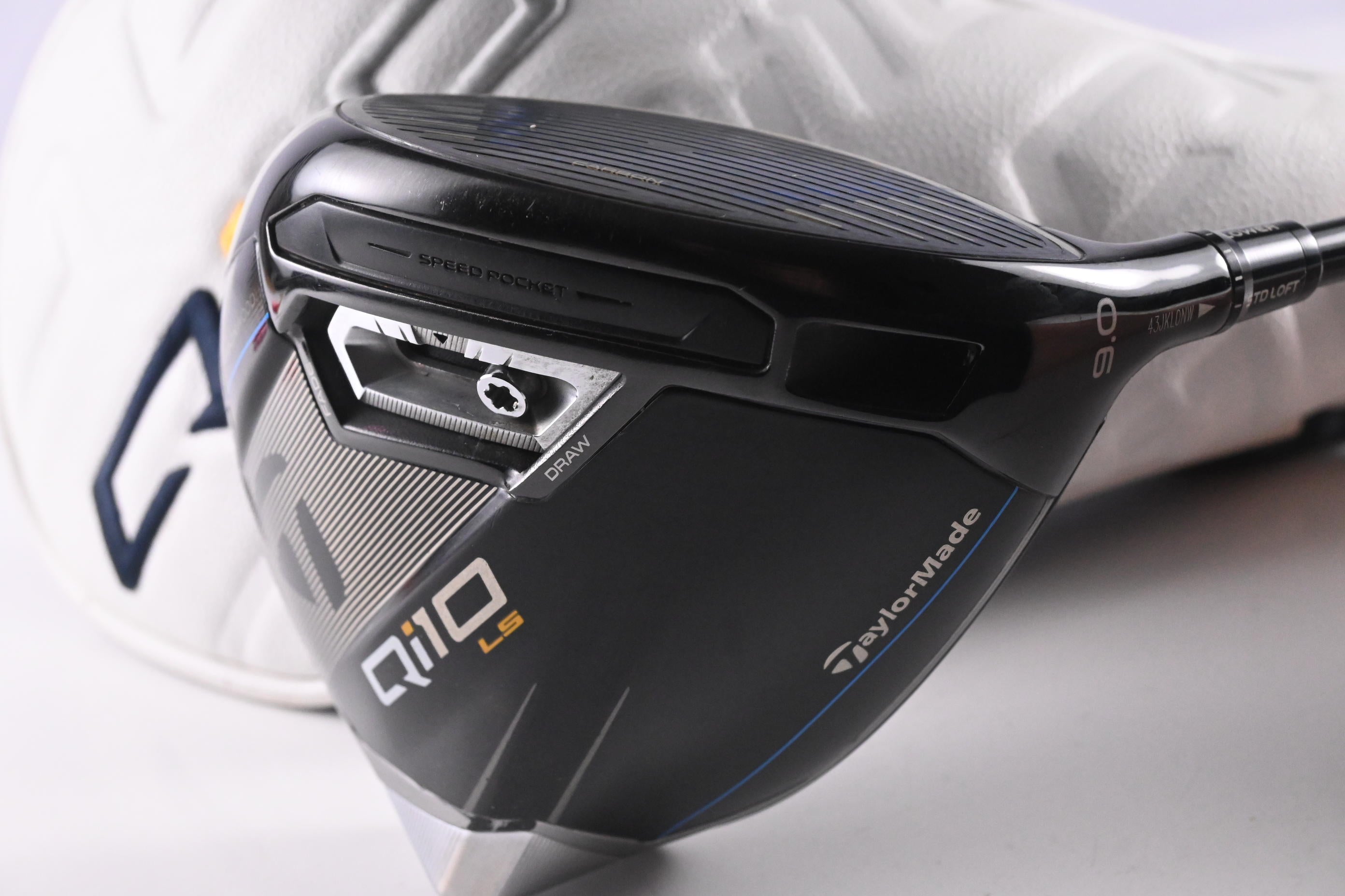 Taylormade Qi10 LS Driver / 9 Degree / Stiff Flex Hzrdus Smoke RDX Red 60