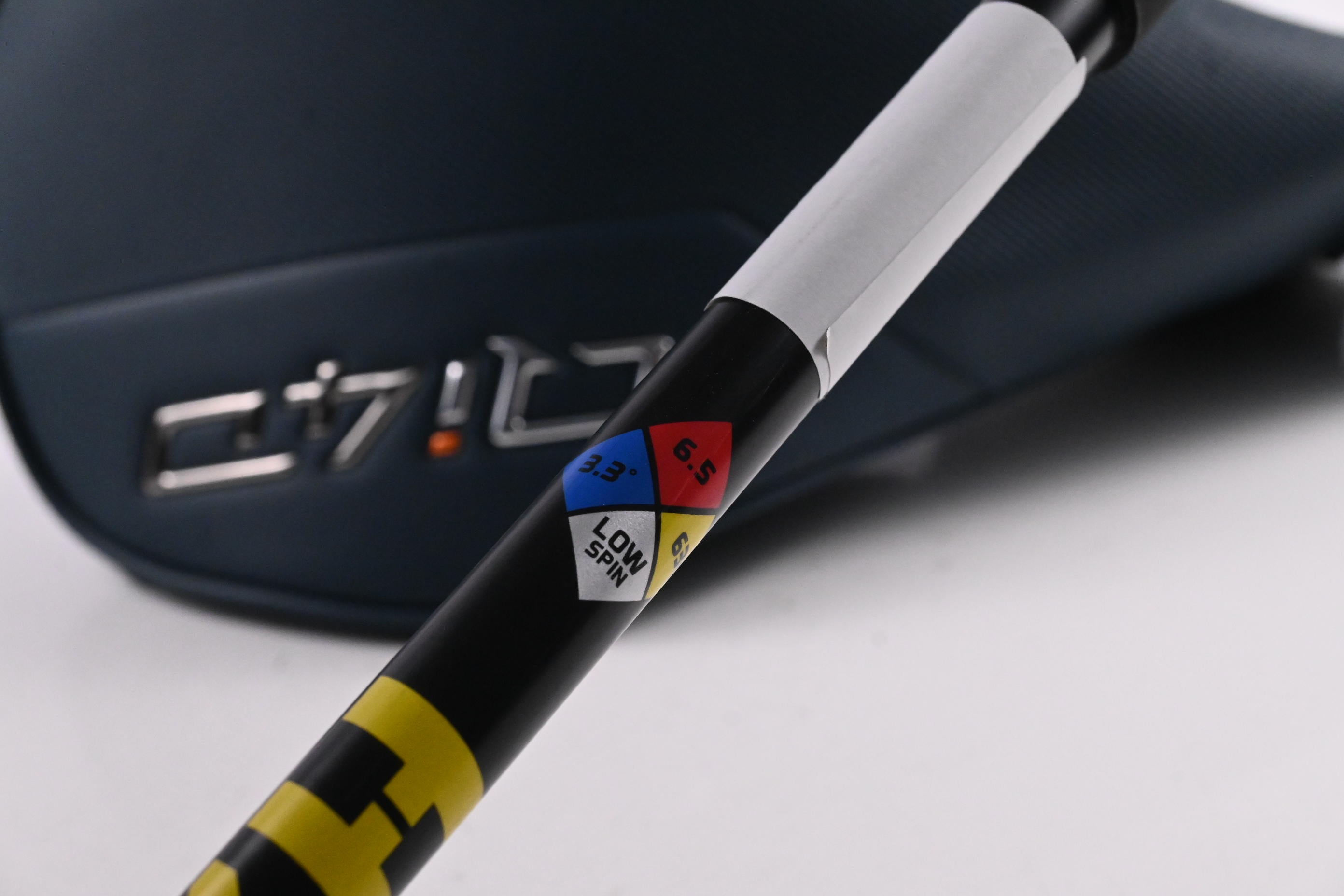 Taylormade Qi4D Max Driver / 10.5 Degree / X-Flex Hzrdus Yellow 63 Shaft