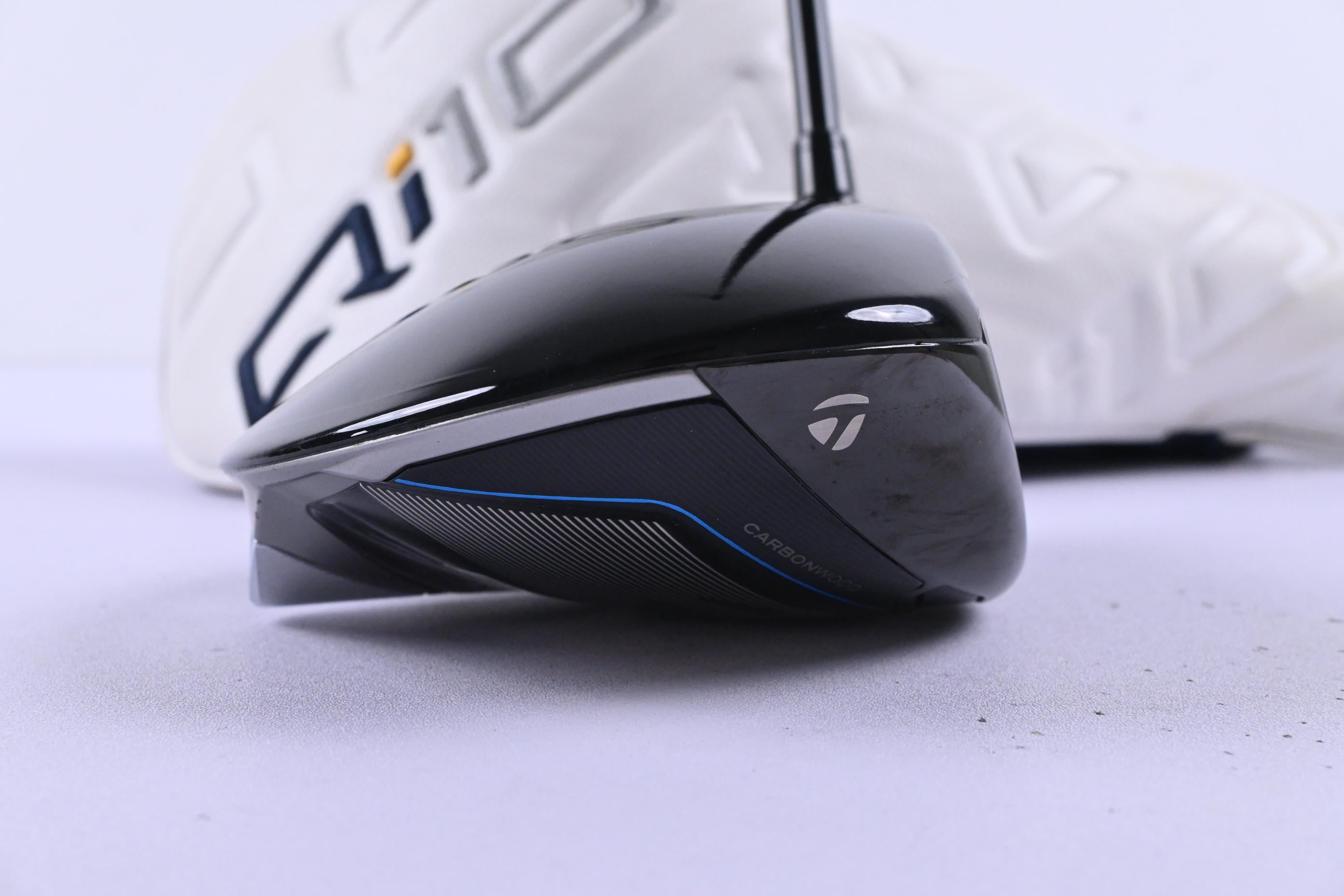 Taylormade Qi10 Driver / 10.5 Degree / Regular Flex Fujikura Ventus TR Blue 5
