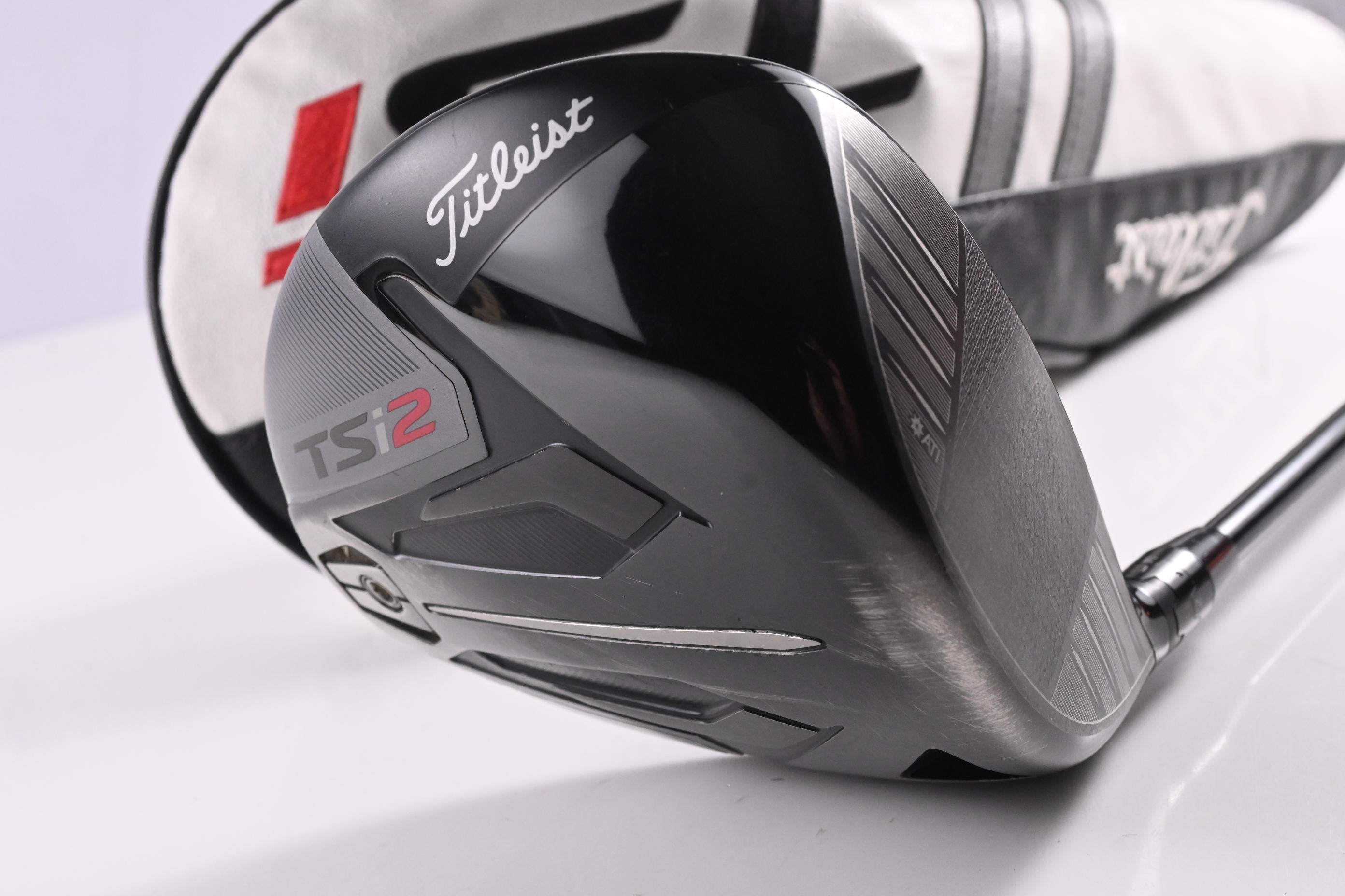 Titleist TSi2 Driver / 11 Degree / Regular Flex Tensei AV Blue 55 Shaft