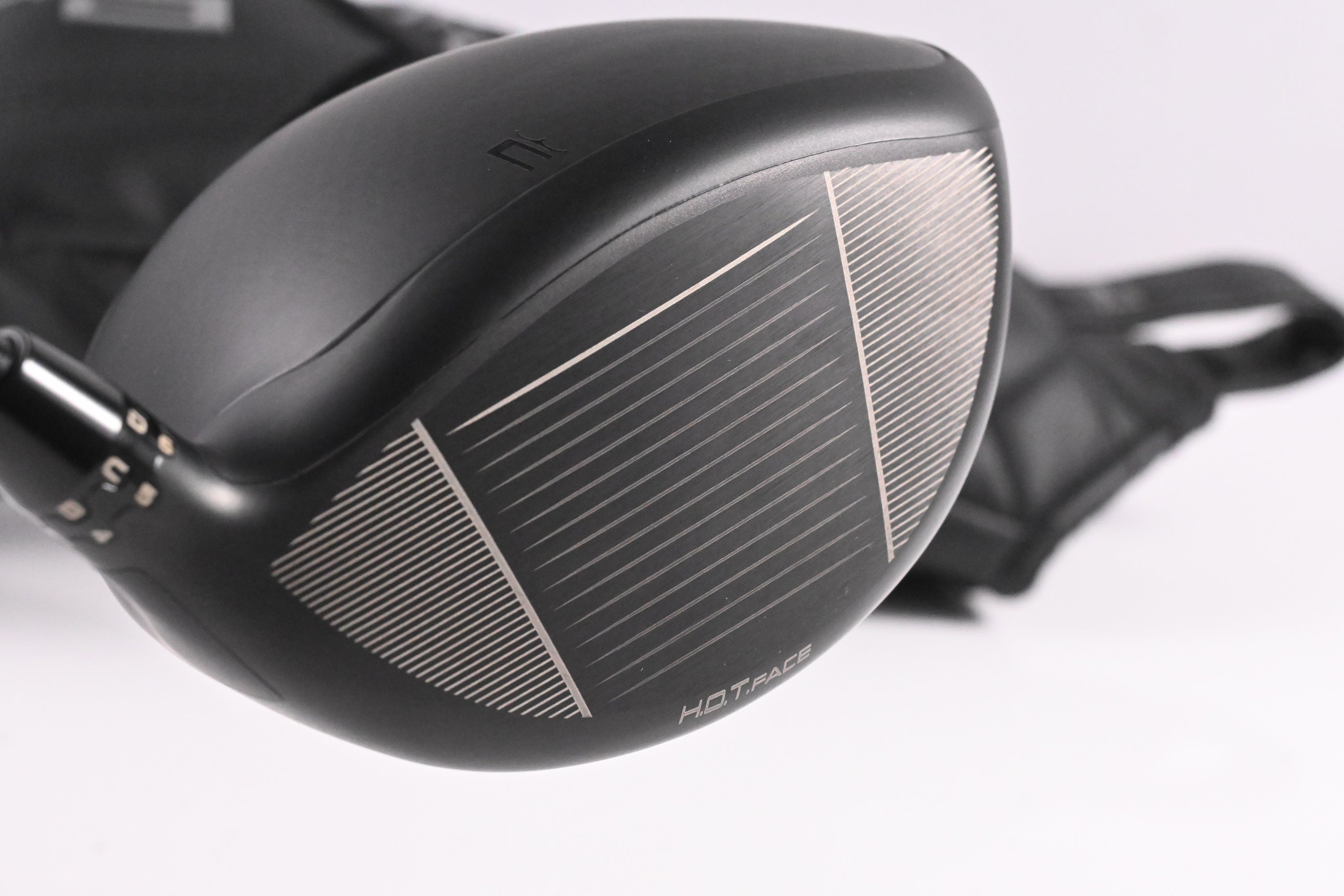 Left Hand Cobra DS-Adapt LS Driver / 9 Degree / X-Flex HZRDUS Black 60 Shaft