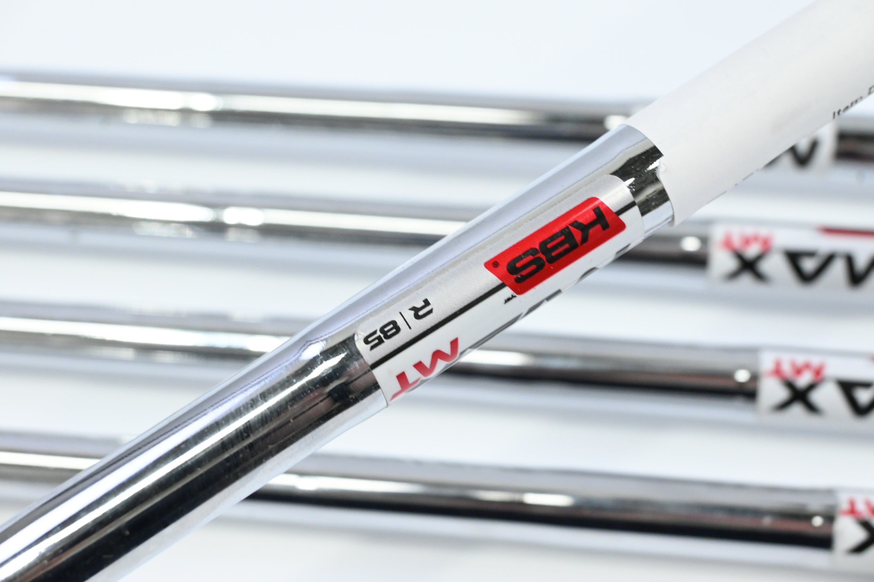 Taylormade Stealth HD Irons / 6-PW / Regular Flex KBS MAX MT 85 Shafts