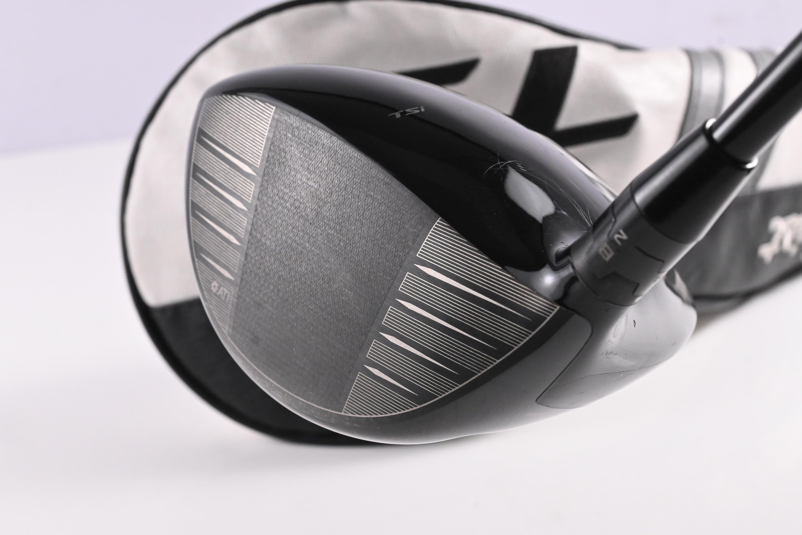 Titleist TSi2 Driver / 11 Degree / Regular Flex Tensei AV Blue 55 Shaft
