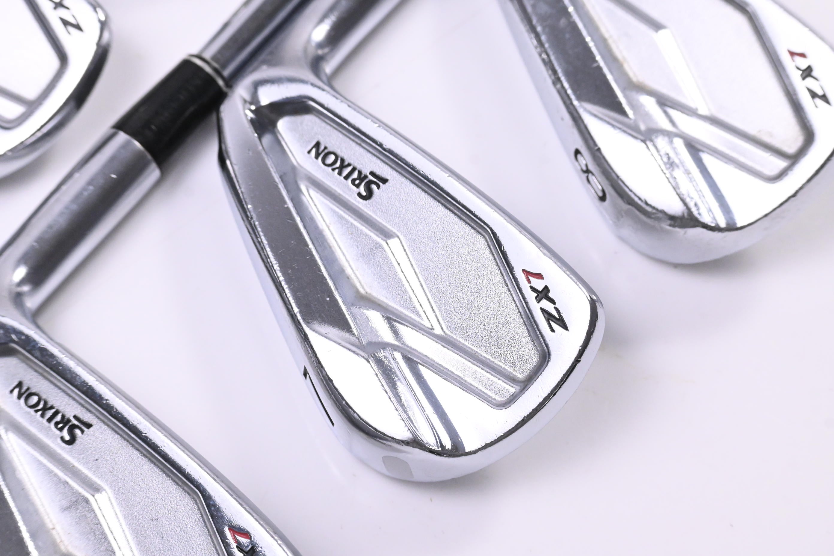 Srixon ZX7 Irons / 4-8i / X-Flex Project X Shafts