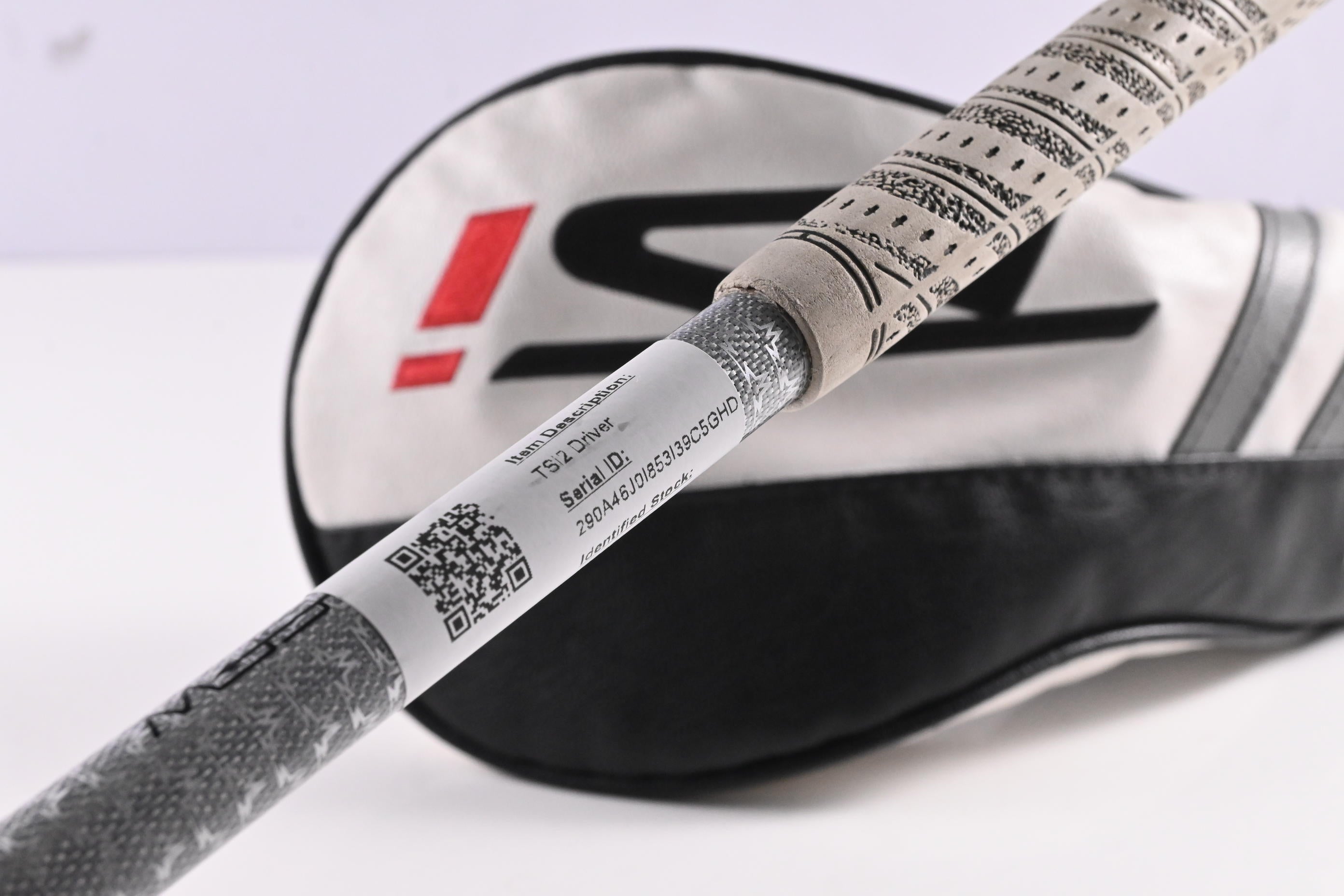 Titleist TSi2 Driver / 11 Degree / Regular Flex Tensei AV Blue 55 Shaft