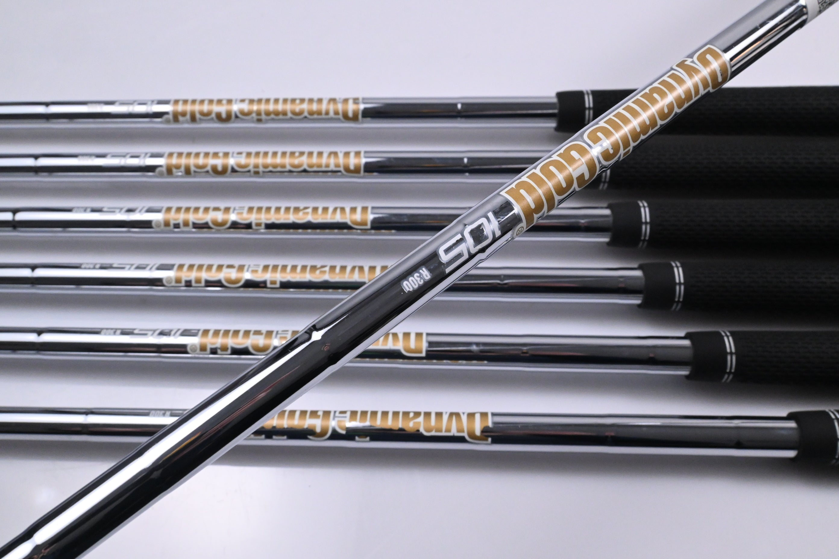 Left Hand Ping G430 Irons / 5-PW+45° / Green Dot / Regular Flex Dynamic Gold 105