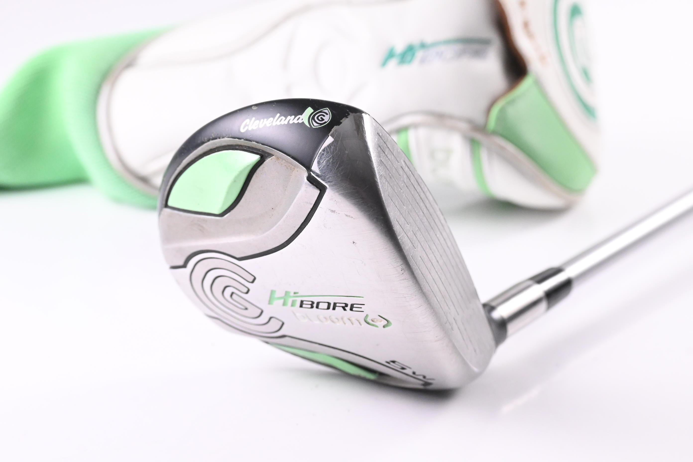 Ladies Cleveland HiBore Bloom #5 Wood / 19 Degree / Ladies Flex Graphite Design