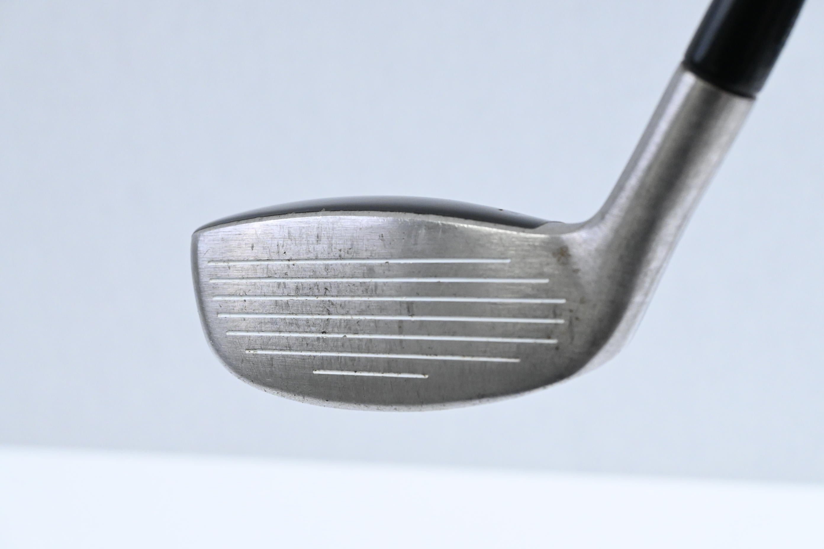 Titleist 585.H #3 Hybrid / 19 Degree / Stiff Flex Aldila VS Proto 80 Shaft